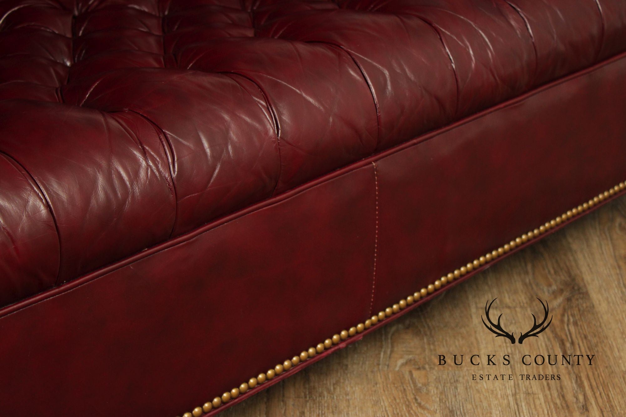 Chesterfield Style Tufted Leather Leather Sofa