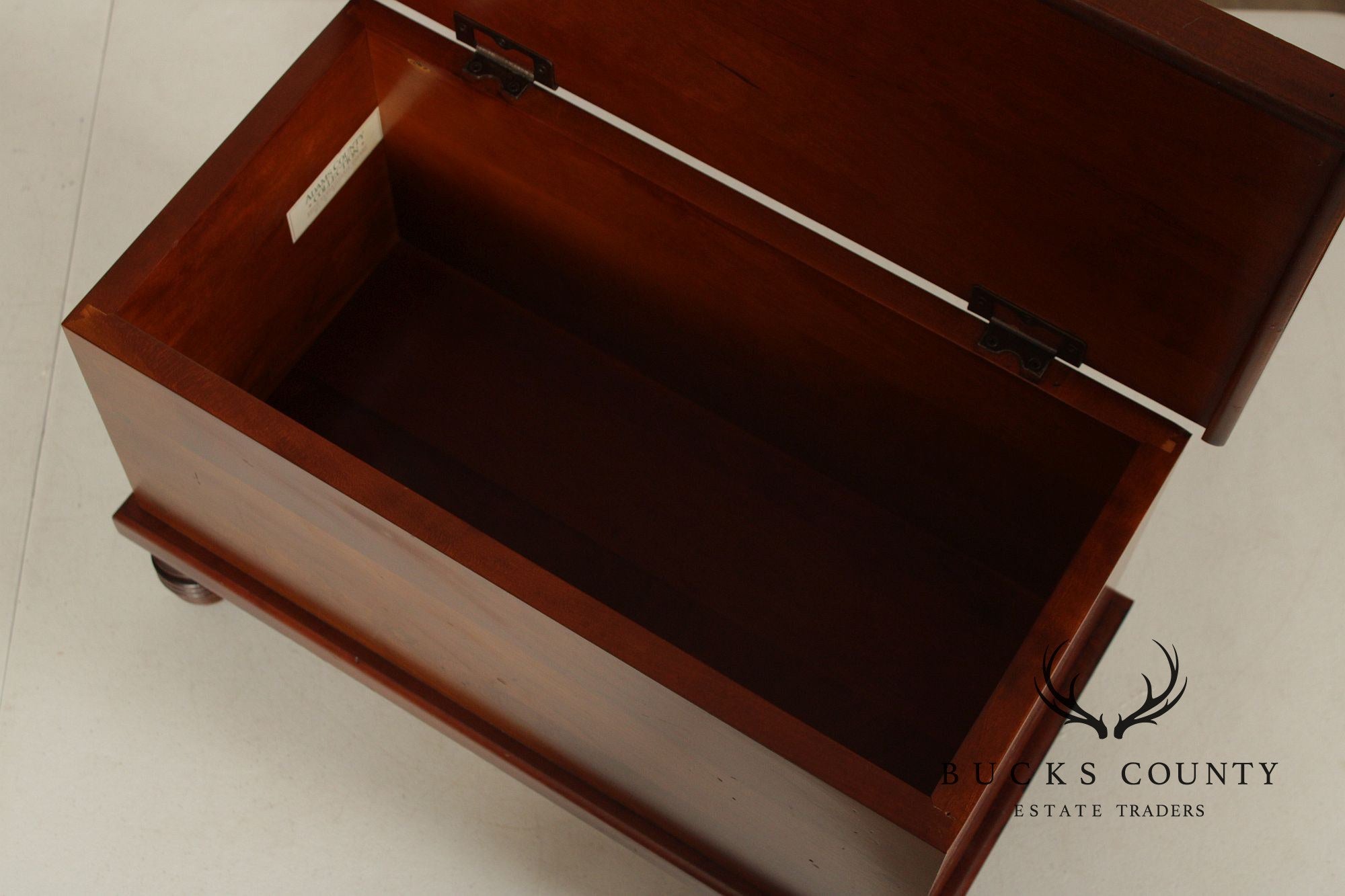 Madison Square Adams County Collection Small Cherry Blanket Chest Form Accent Box