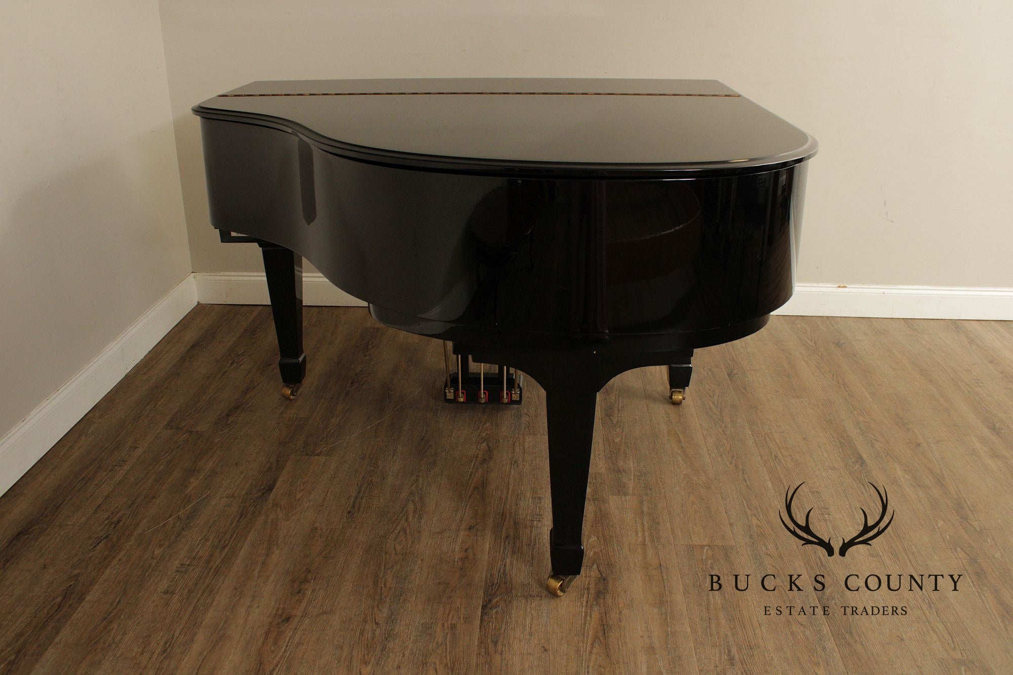 Young Chang G-150 Ebony Baby Grand Piano With Bench