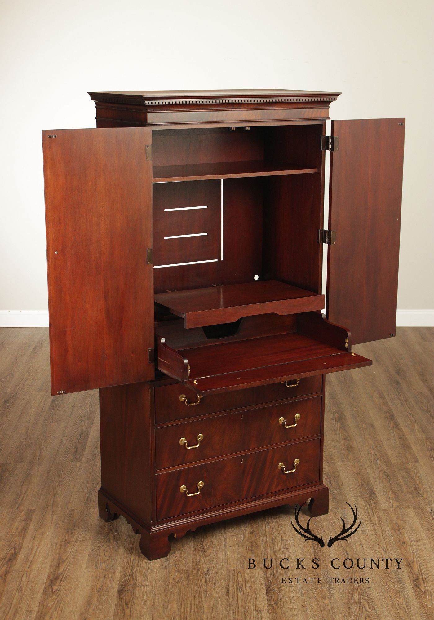 Hickory Chair Historical James River Plantation Mahogany Armoire