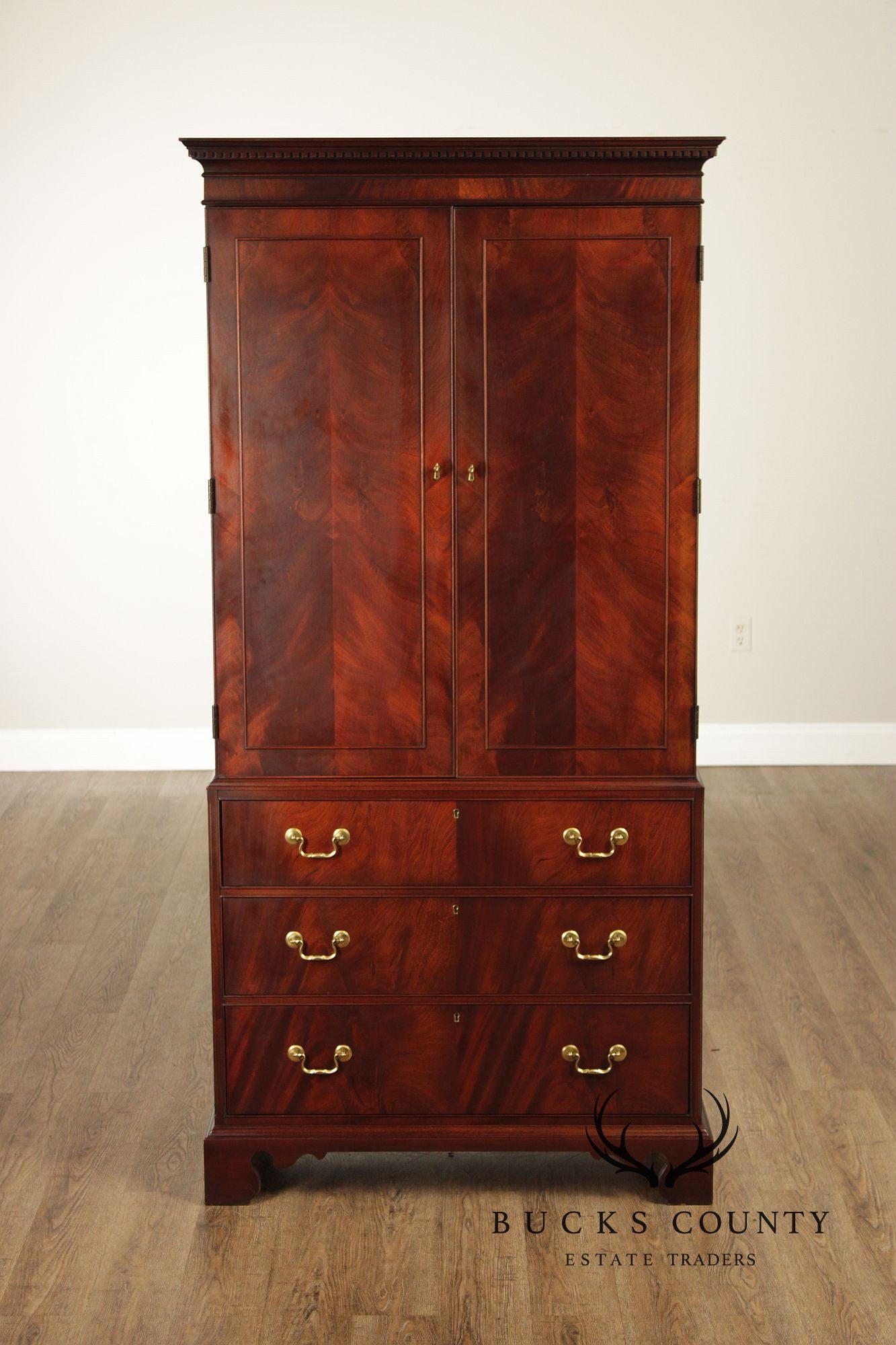 Hickory Chair Historical James River Plantation Mahogany Armoire