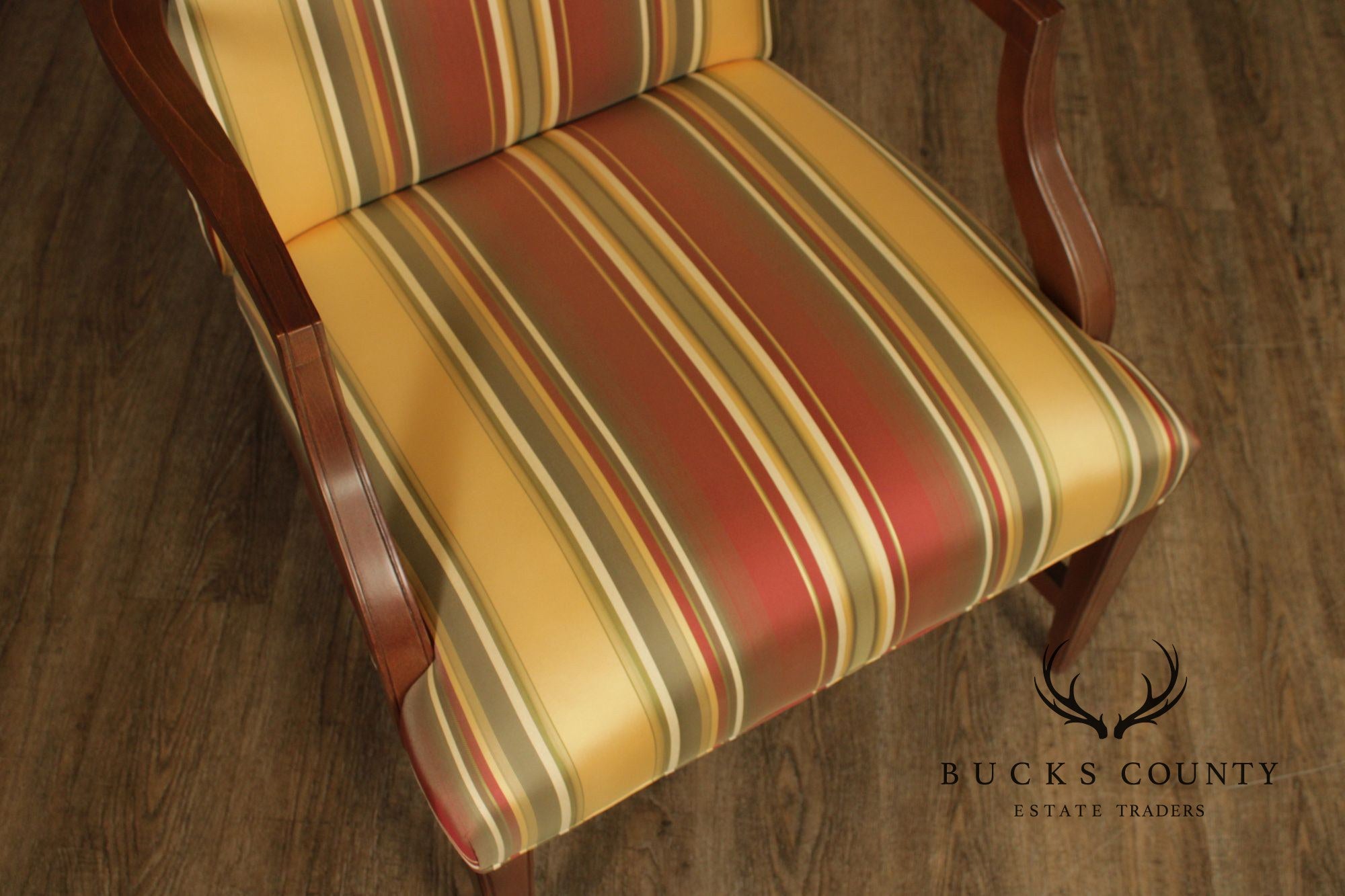Ethan Allen Hepplewhite Style Pair Of Upholstered Armchairs