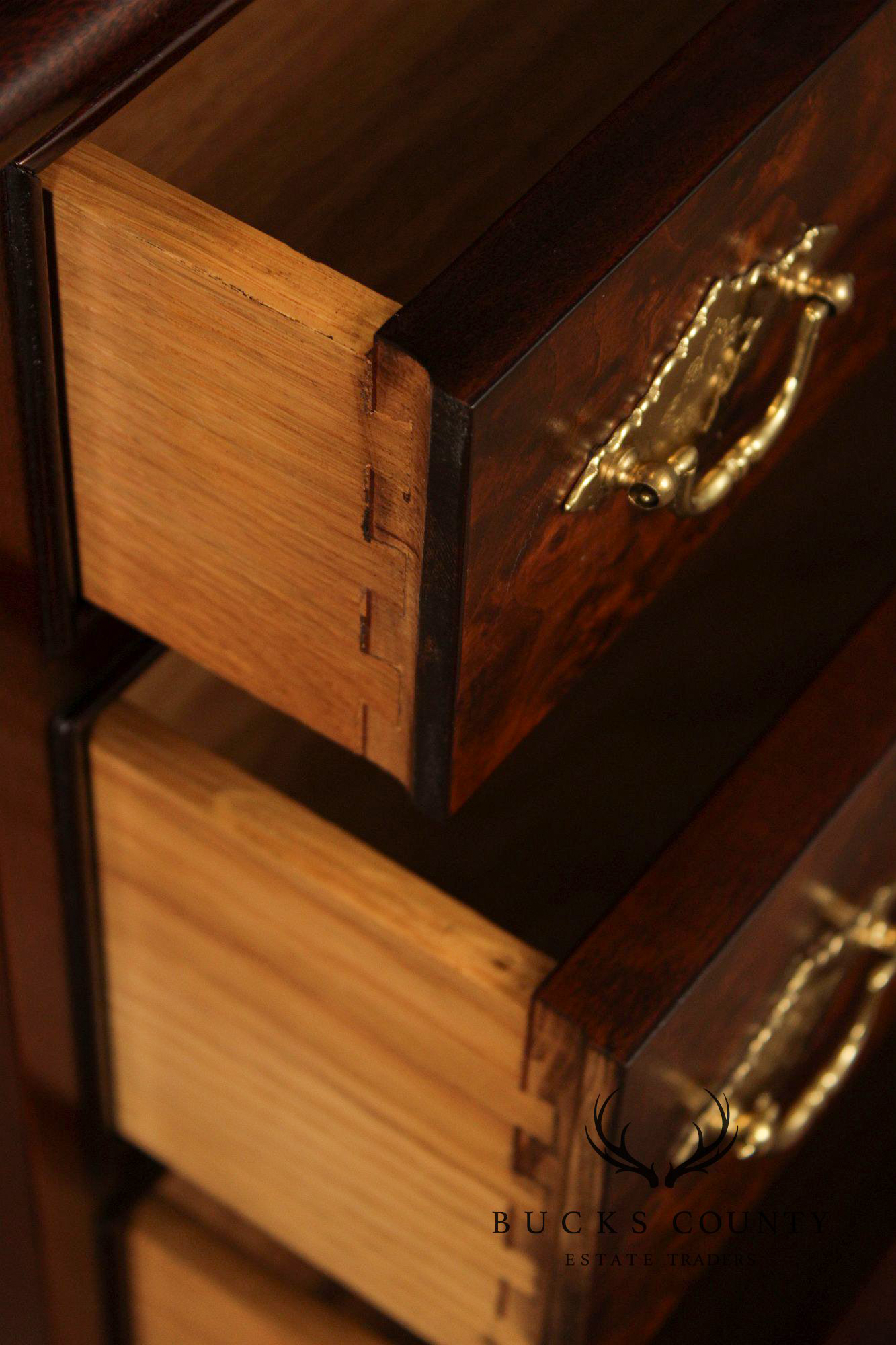 Georgian Style Mahogany And Burlwood Nightstand Chest Of Drawers