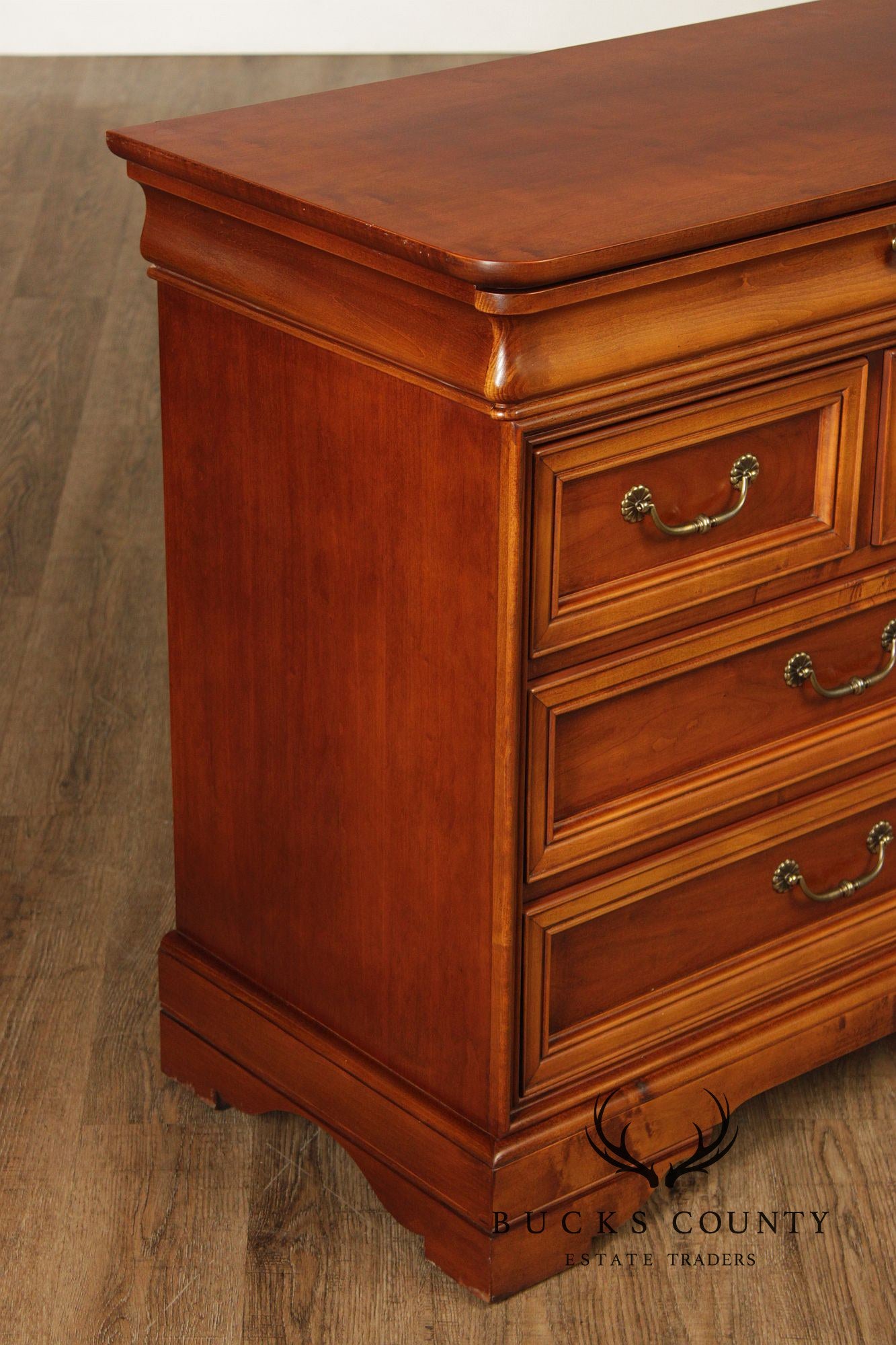 Lexington Louis Philippe Style Chez Michelle Cherry Nine Drawer Dresser
