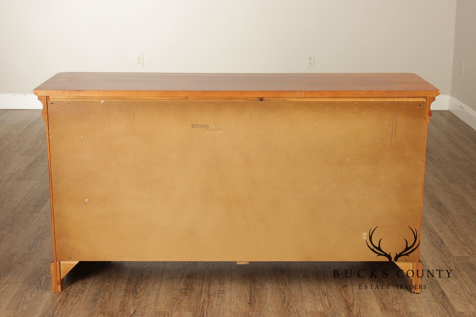 Lexington Louis Philippe Style Chez Michelle Cherry Nine Drawer Dresser