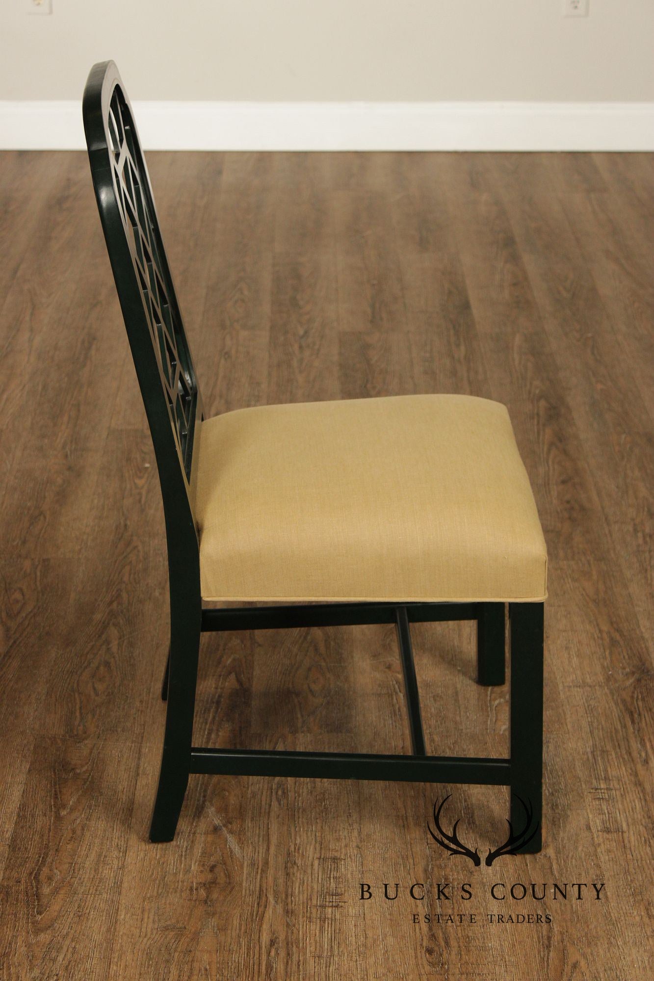 Chinese Chippendale Style Painted Lattice Back Set Of Six Dining Chairs