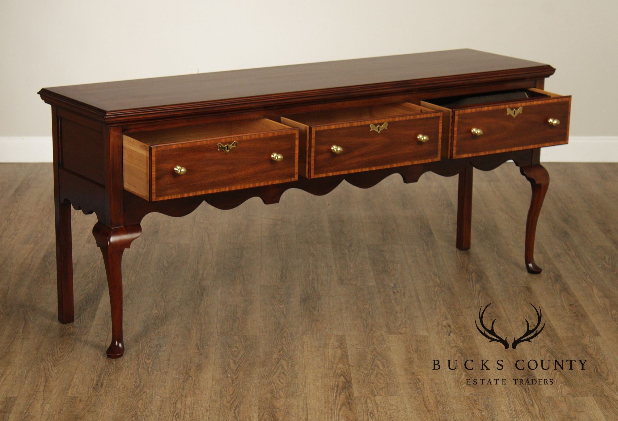 Henkel-Harris Jamestown Colony Mahogany Queen Anne Style Sideboard