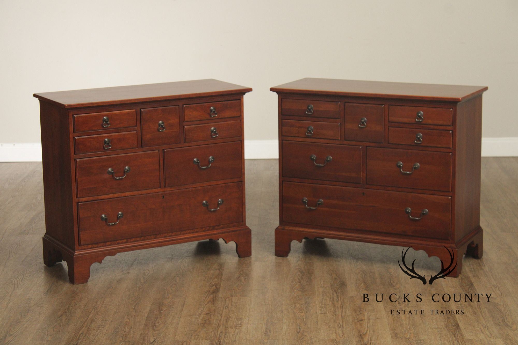 Lexington Bob Timberlake Pair Of Cherry Chippendale Style Chest Of Drawers