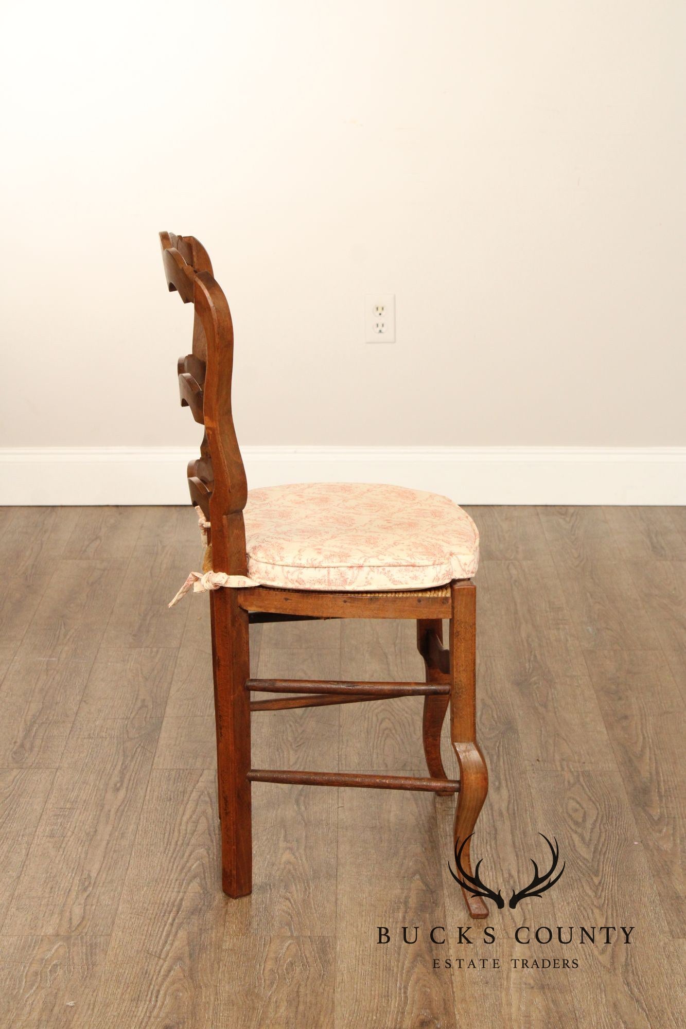 French Provincial Set Of 10 Rush Seat Dining Chairs