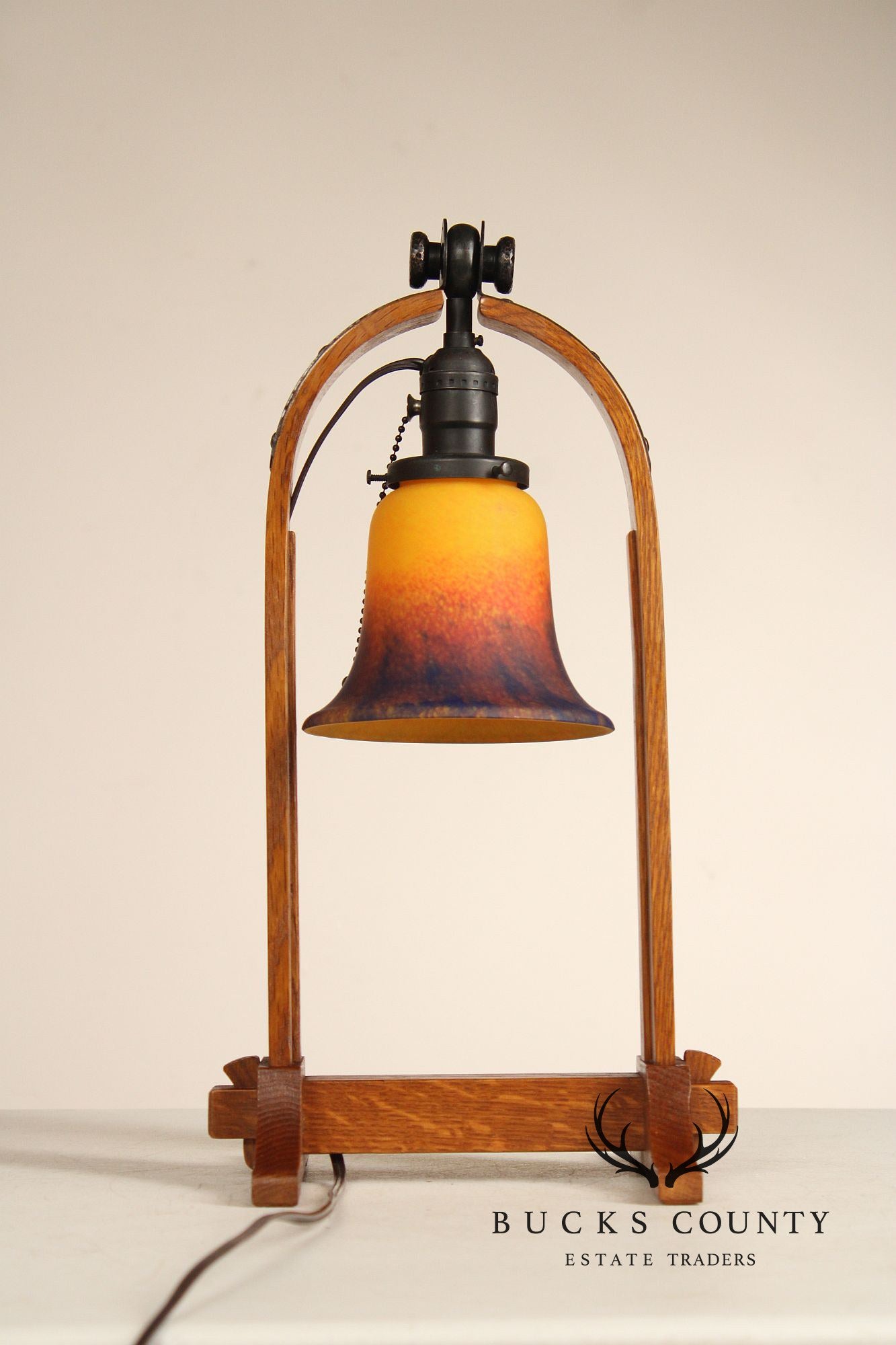 Stickley Mission Collection Oak Table Lamp With Art Glass Shade