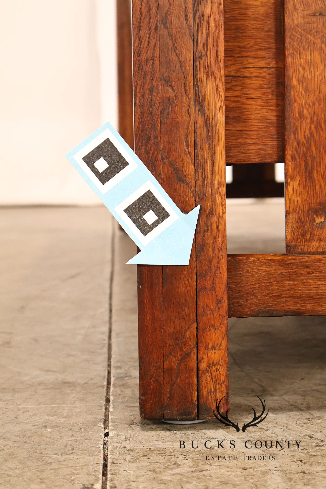 Phoenix Mission Style Quarter Sawn Oak Plank Sofa With Blue Cushions