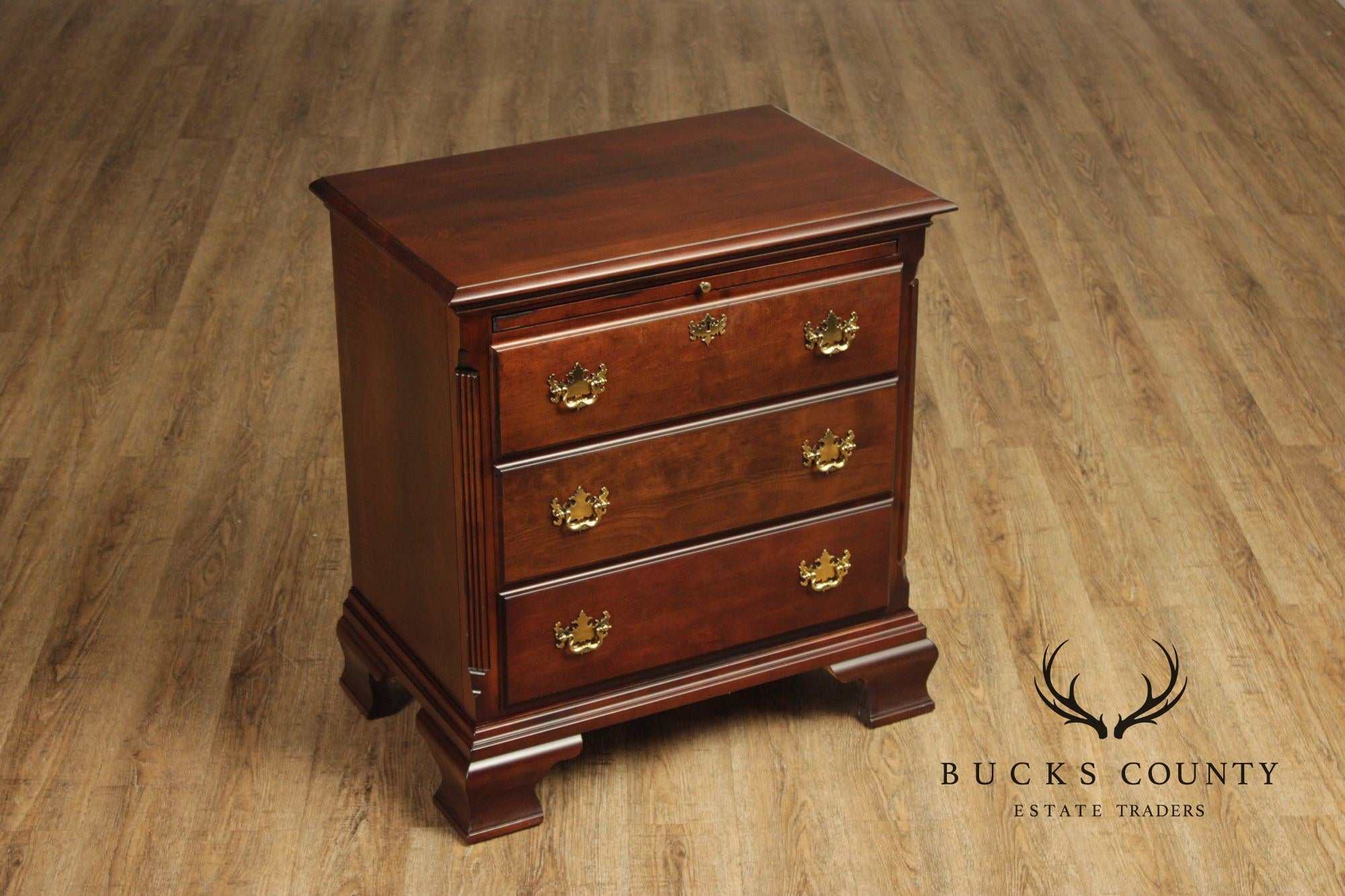 Kincaid Chippendale Style Pair of Cherry Chest Nightstands