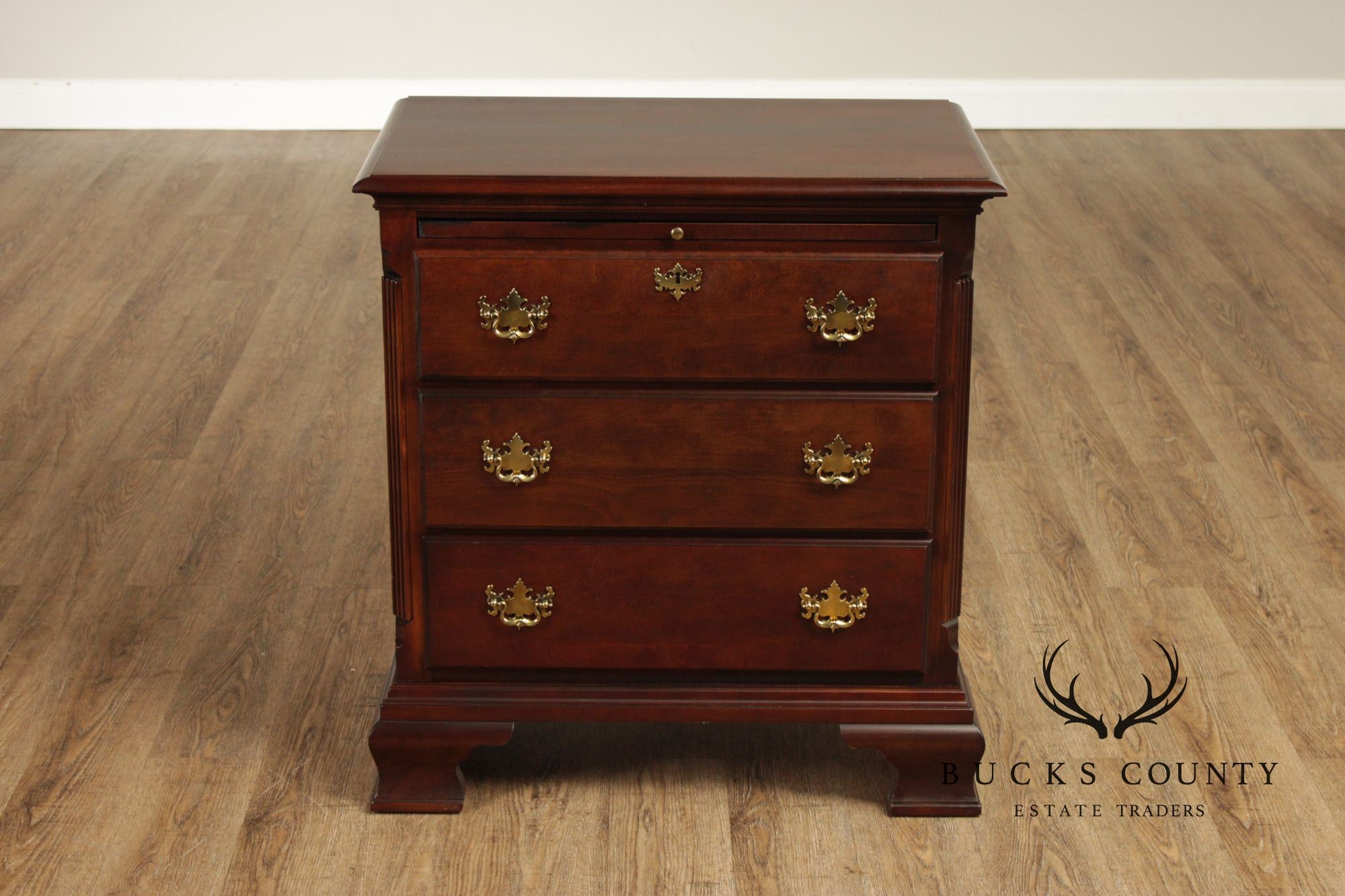 Kincaid Chippendale Style Pair of Cherry Chest Nightstands