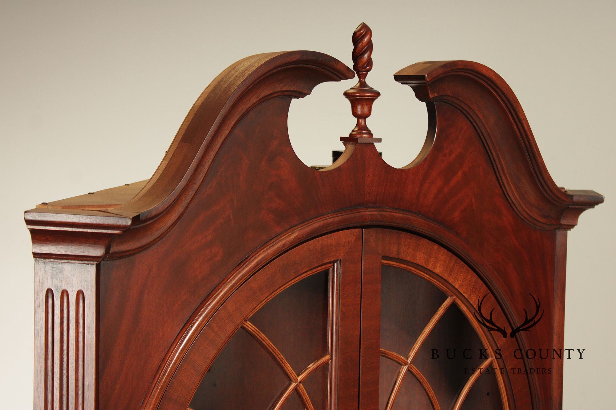 Ethan Allen Georgian Style Mahogany Lighted Corner Cabinet