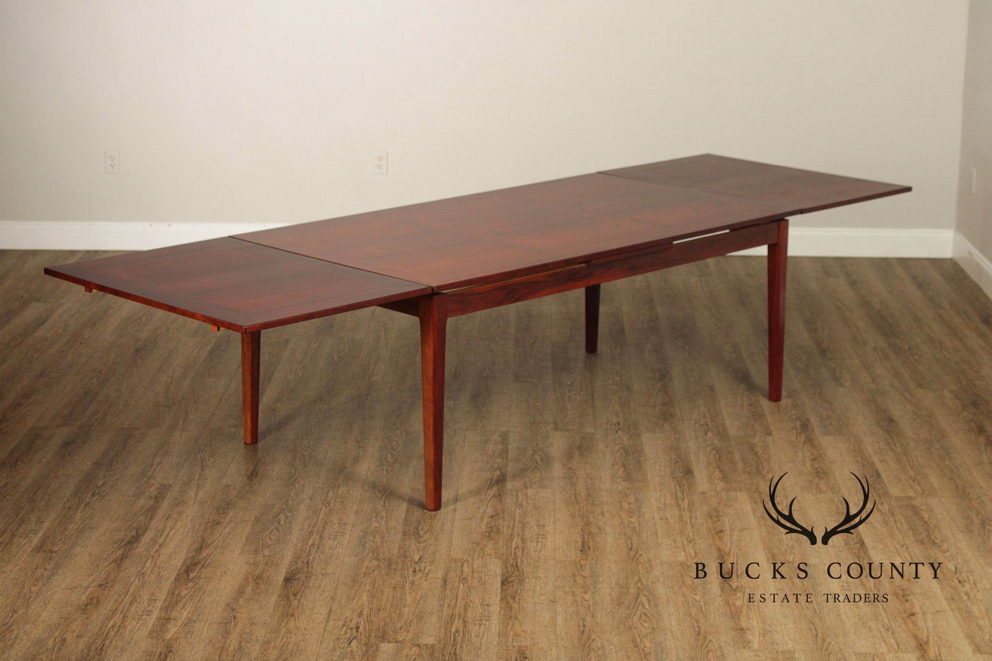 Skovby Danish Modern Rosewood Expandable Dining Table