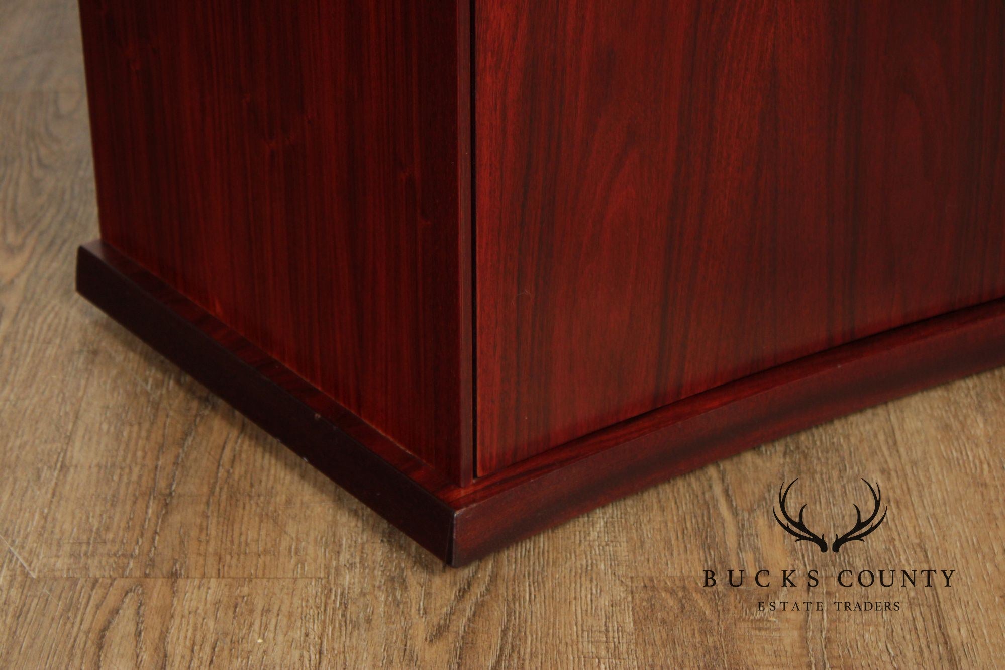 Skovby Danish Modern Rosewood China Cabinet Sideboard