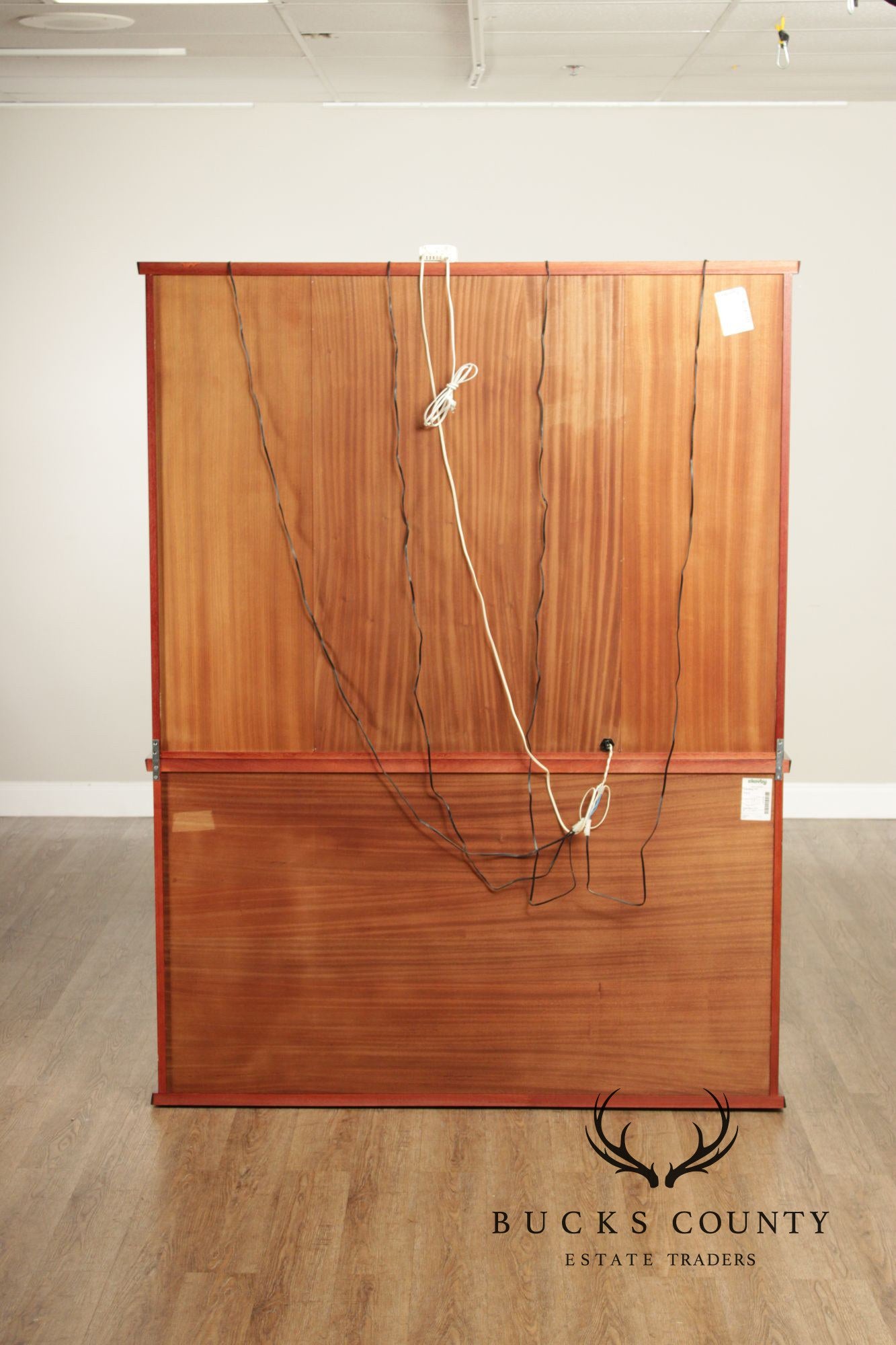 Skovby Danish Modern Rosewood China Cabinet Sideboard