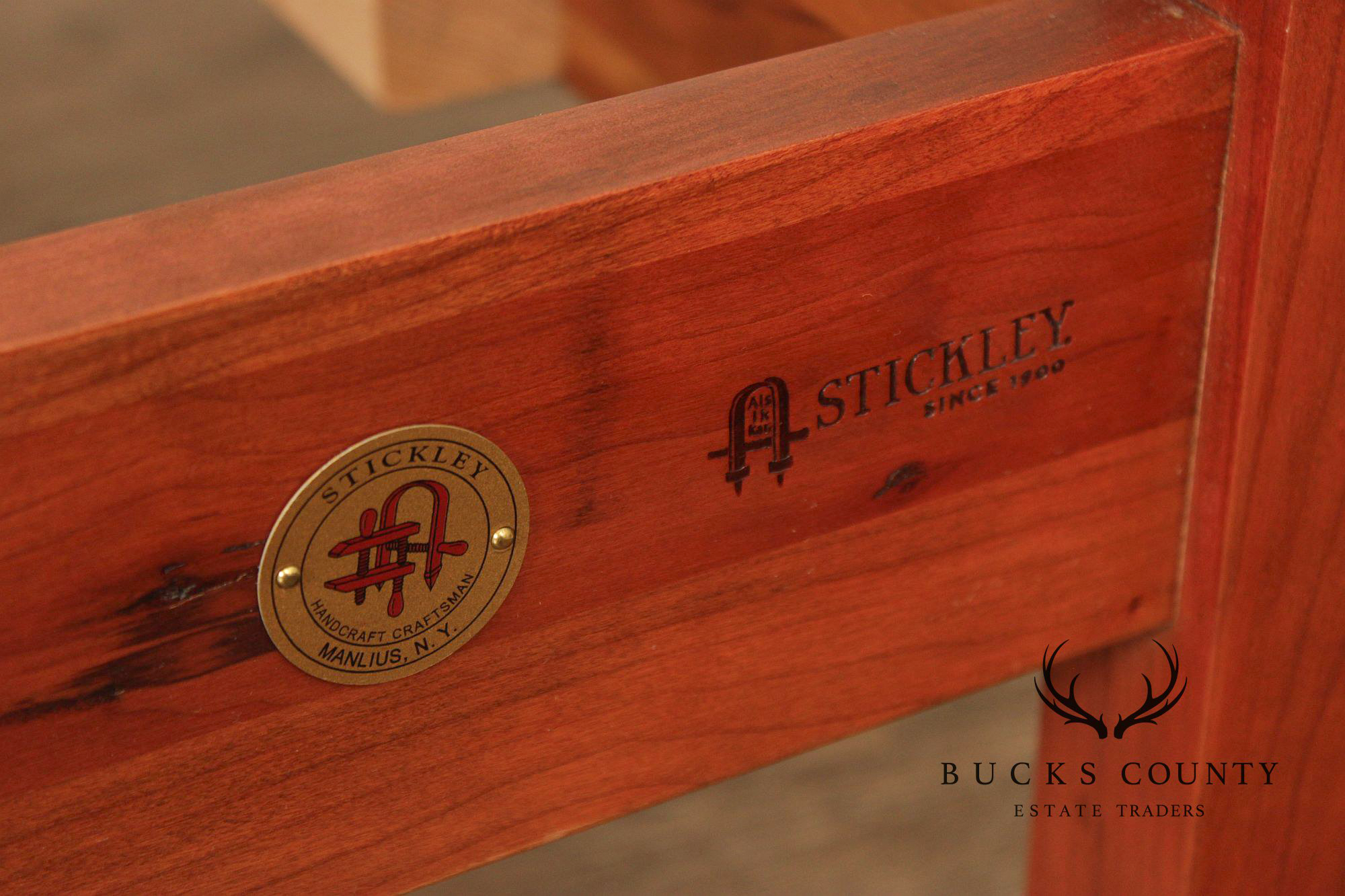 Stickley Mission Collection Cherry Queen Spindle Bed