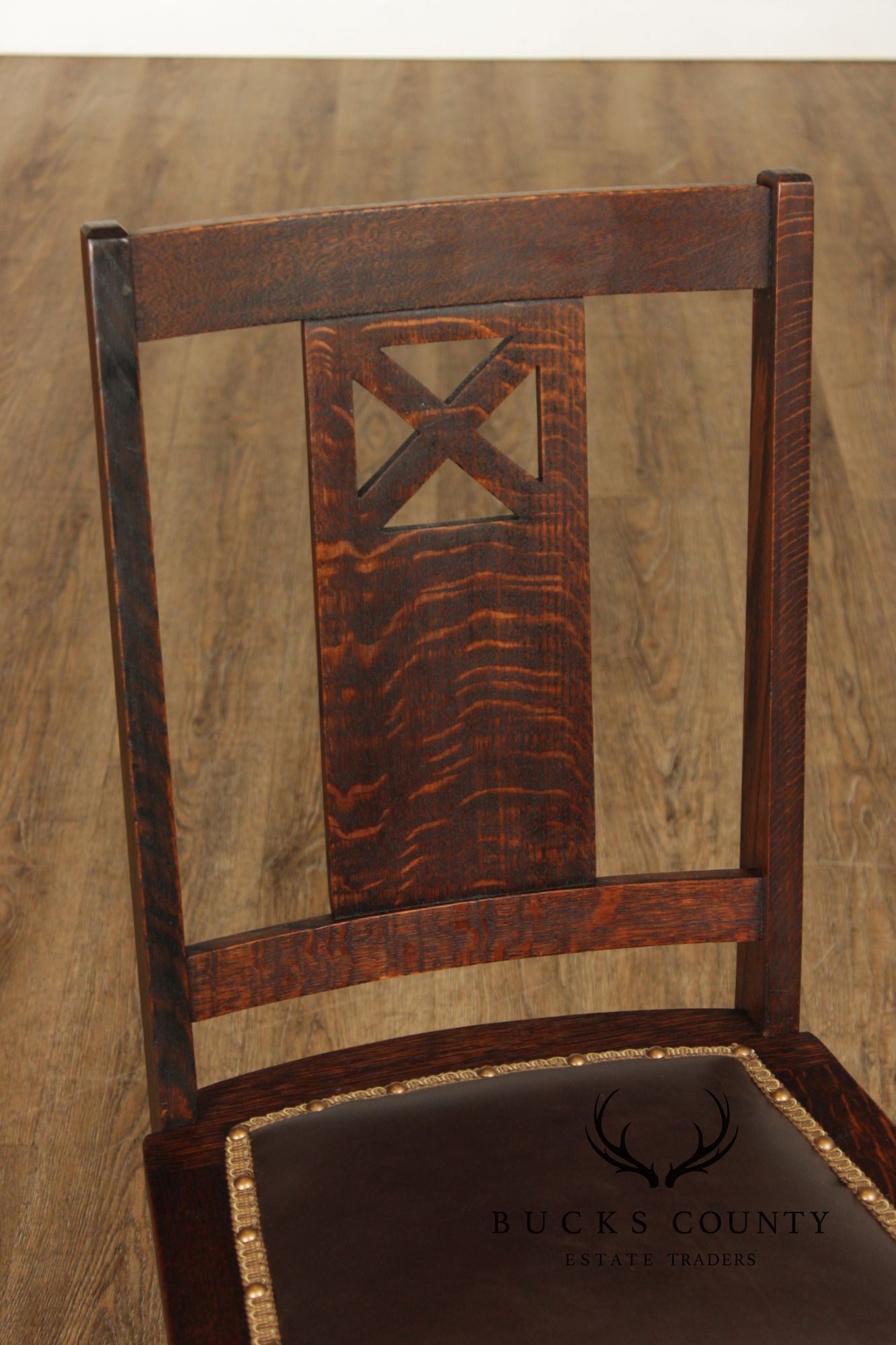 Antique Arts & Crafts Set Of Six Mission Style Oak Dining Chairs With Leather Seats