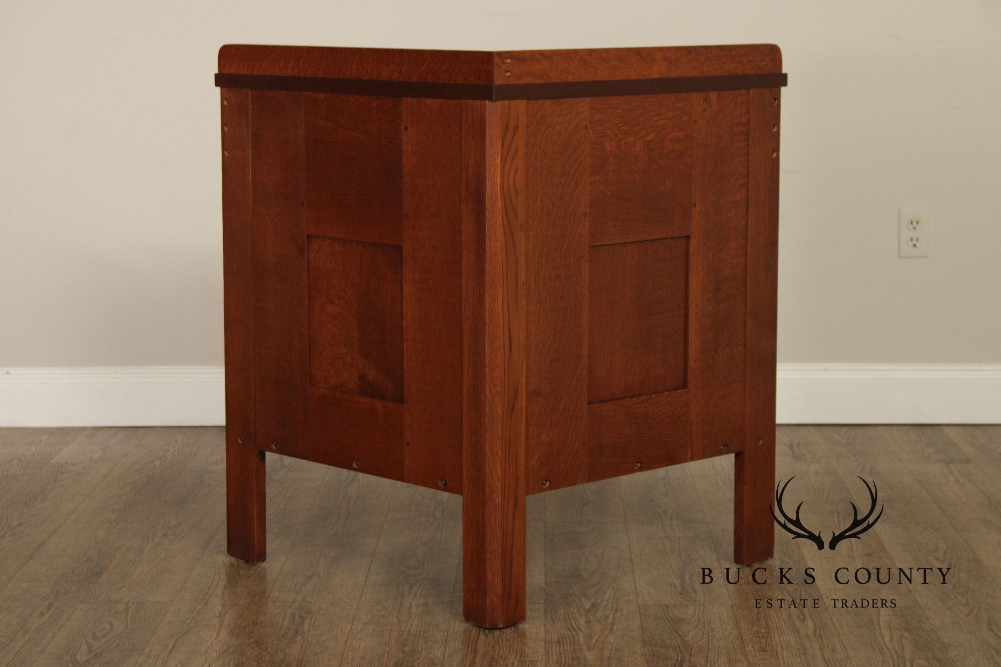 Stickley Mission Collection Oak Corner Console Table