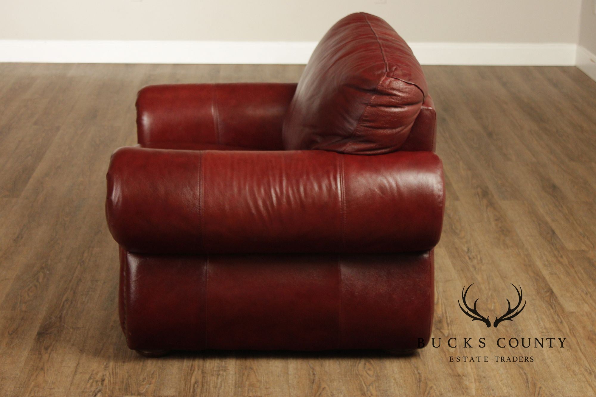 Traditional Leather Club Chair