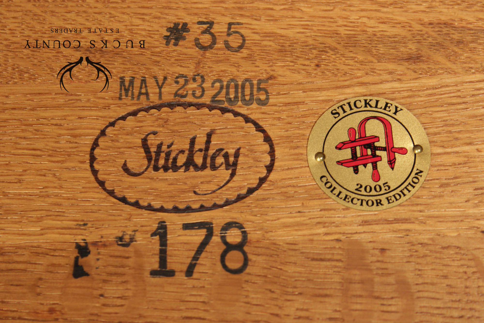 Stickley Mission Collection Oak and Leather Bench