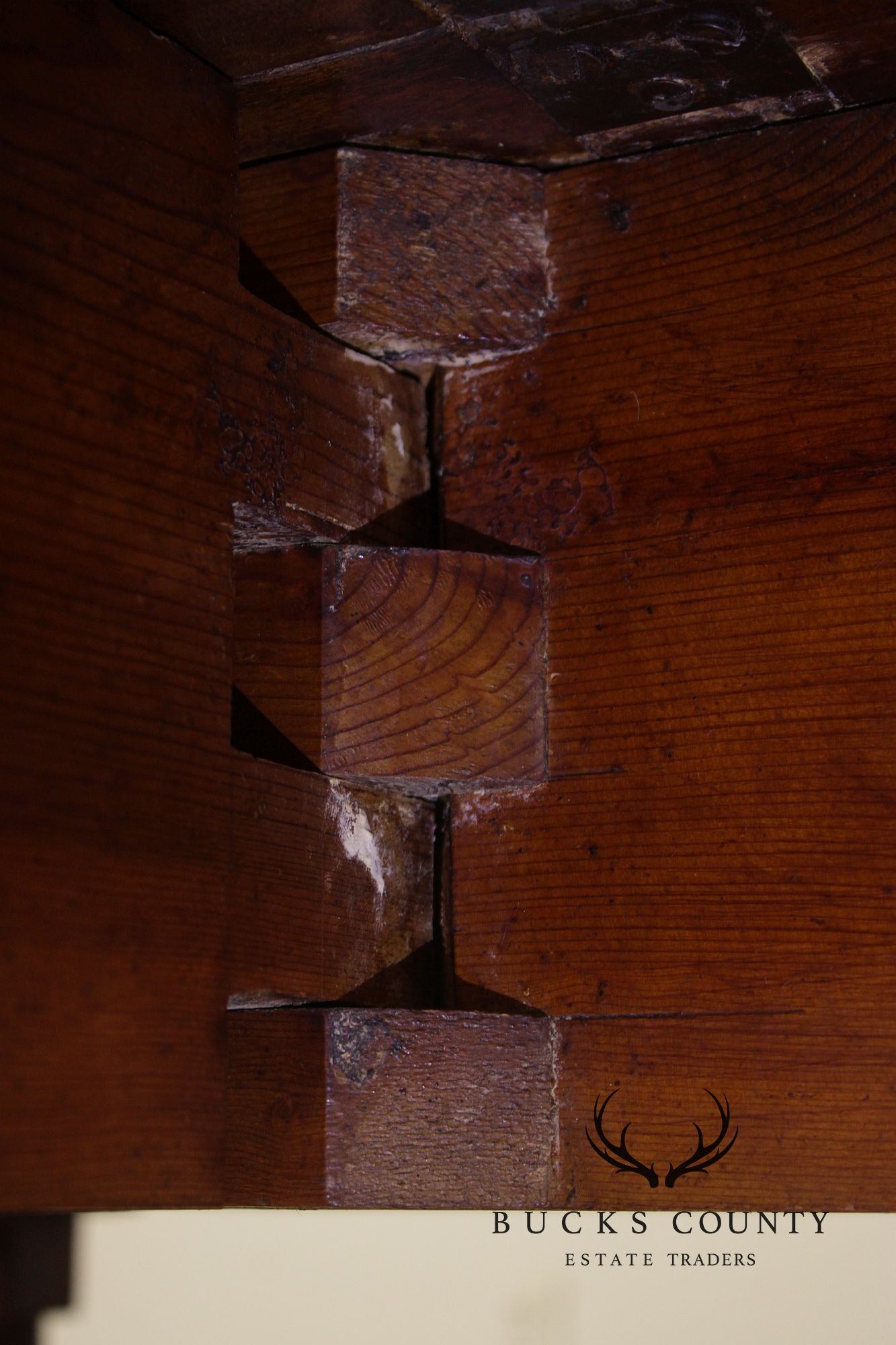 Antique American Cherry Drop-Leaf Dining Table