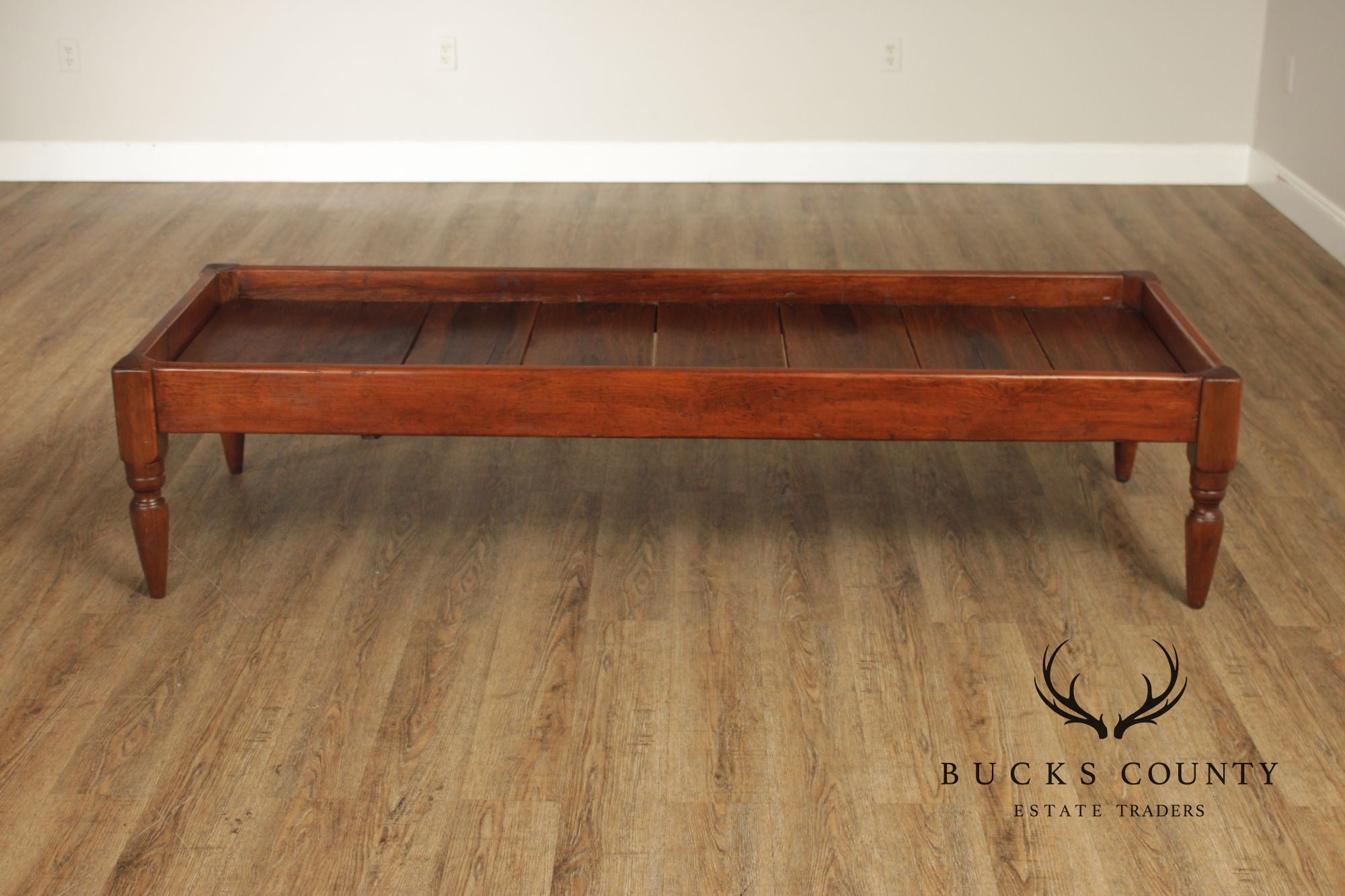 Antique Reclining Day Bed