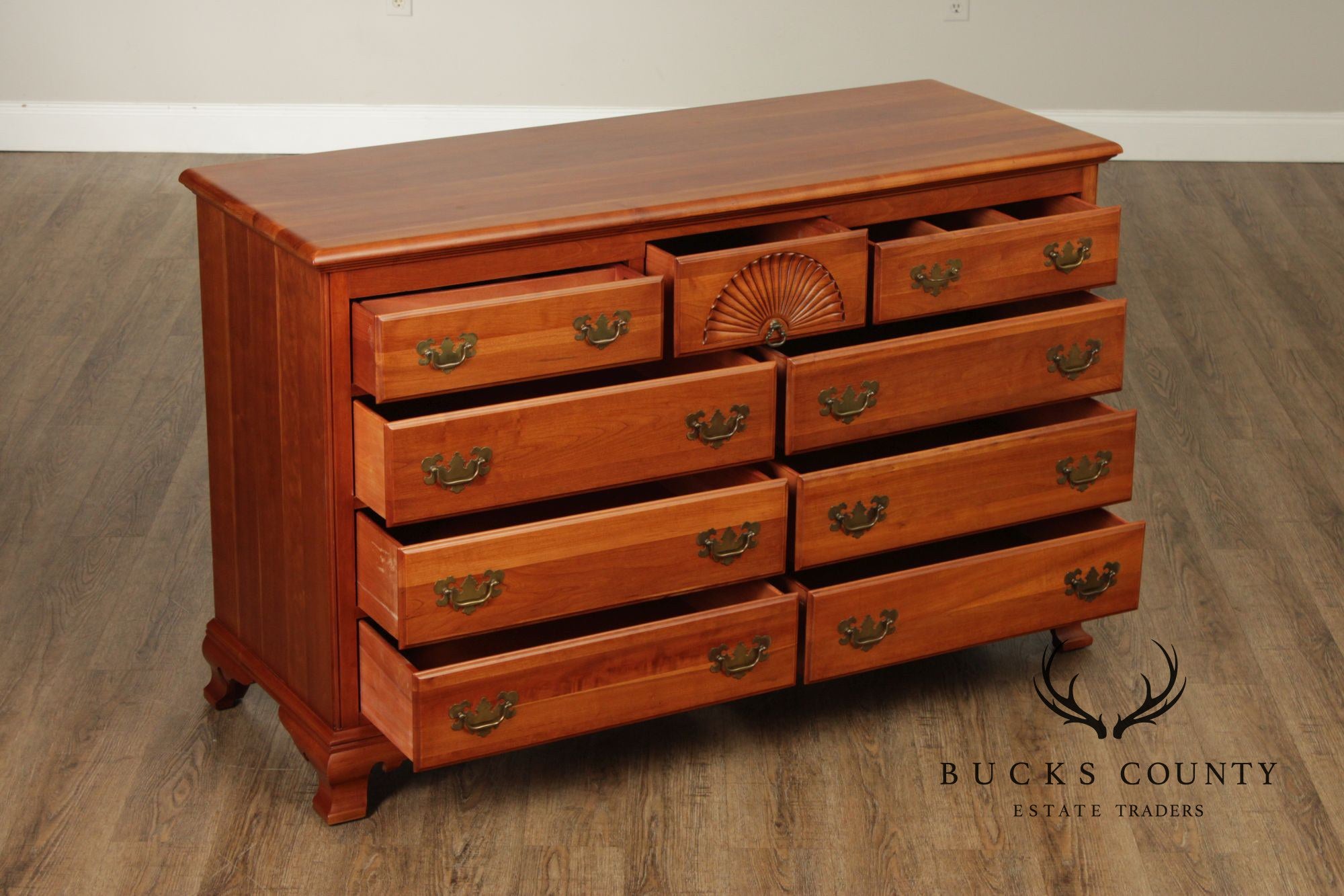 Kling Vintage Solid Cherry Chippendale Style Dresser With Shell Carving