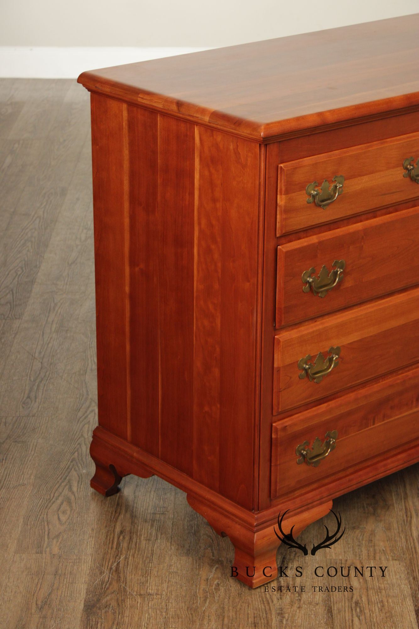 Kling Vintage Solid Cherry Chippendale Style Dresser With Shell Carving