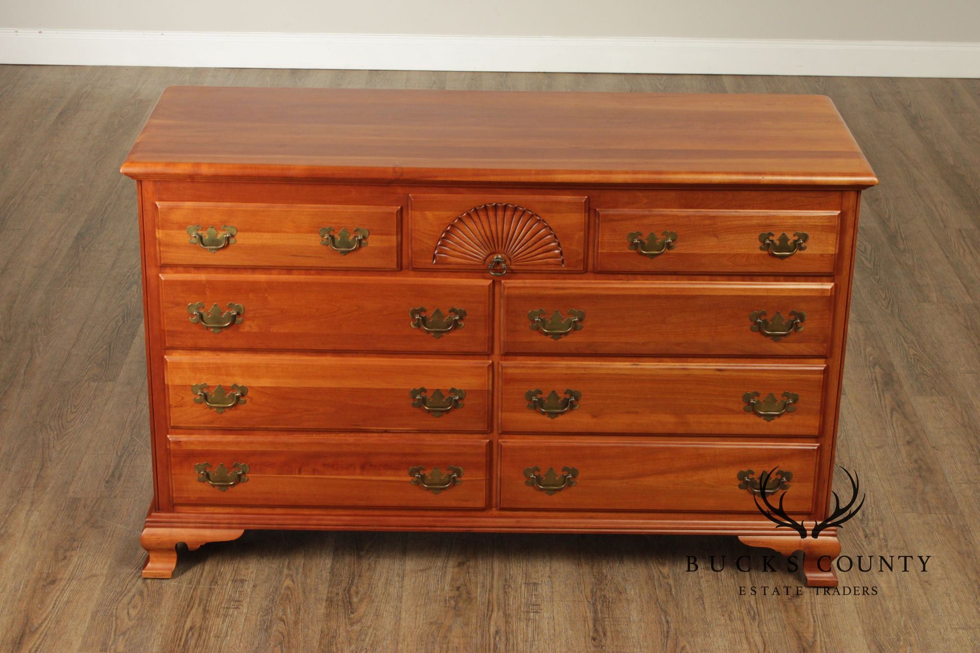 Kling Vintage Solid Cherry Chippendale Style Dresser With Shell Carving