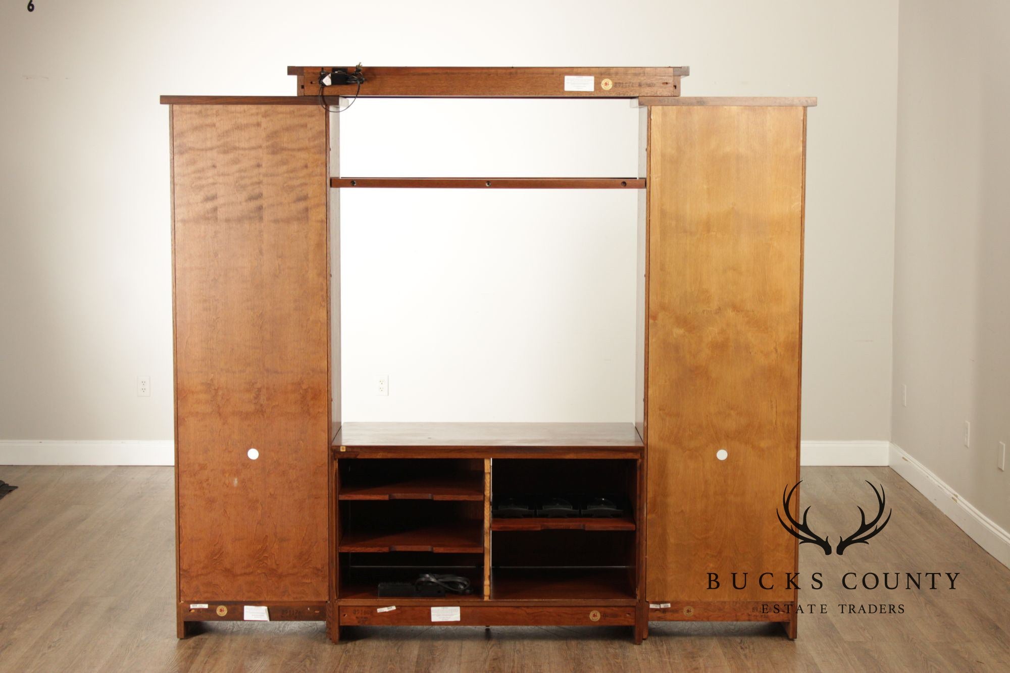 Stickley Mission Collection Oak Wall Unit Entertainment Cabinet With Bookshelves