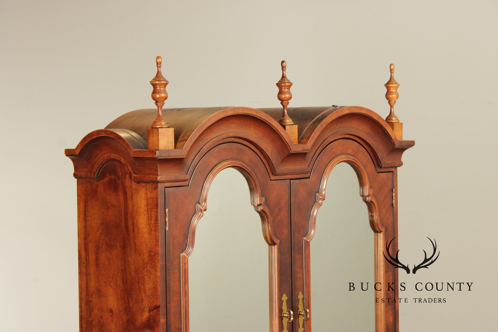 Henredon Aston Court Georgian Style Secretary Desk With Bookcase