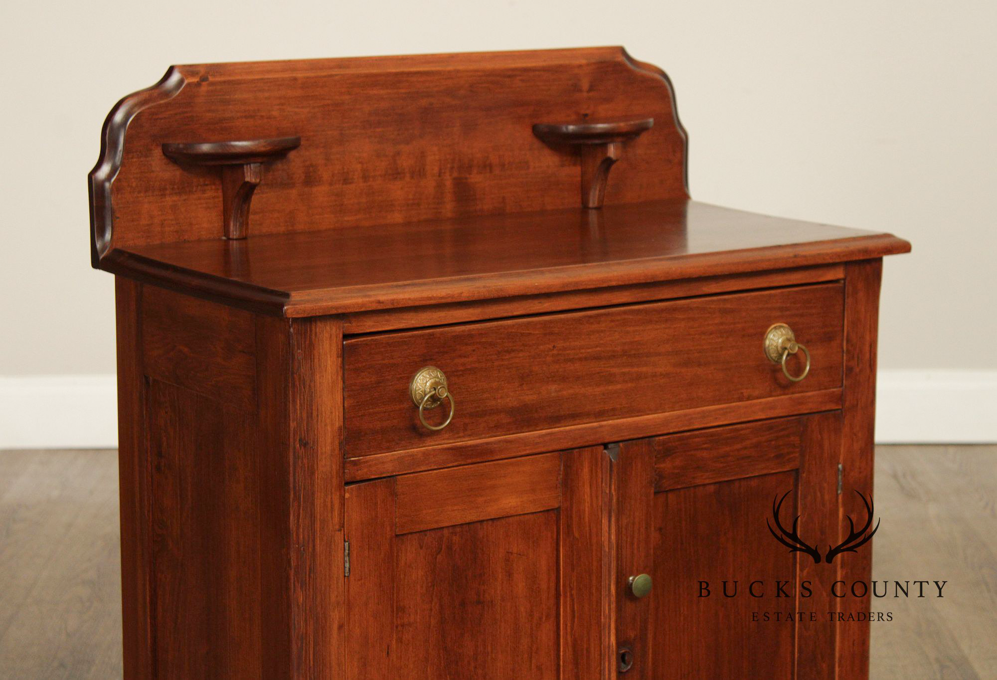 Antique American Cottage Washstand With Drawer And Cabinet Storage