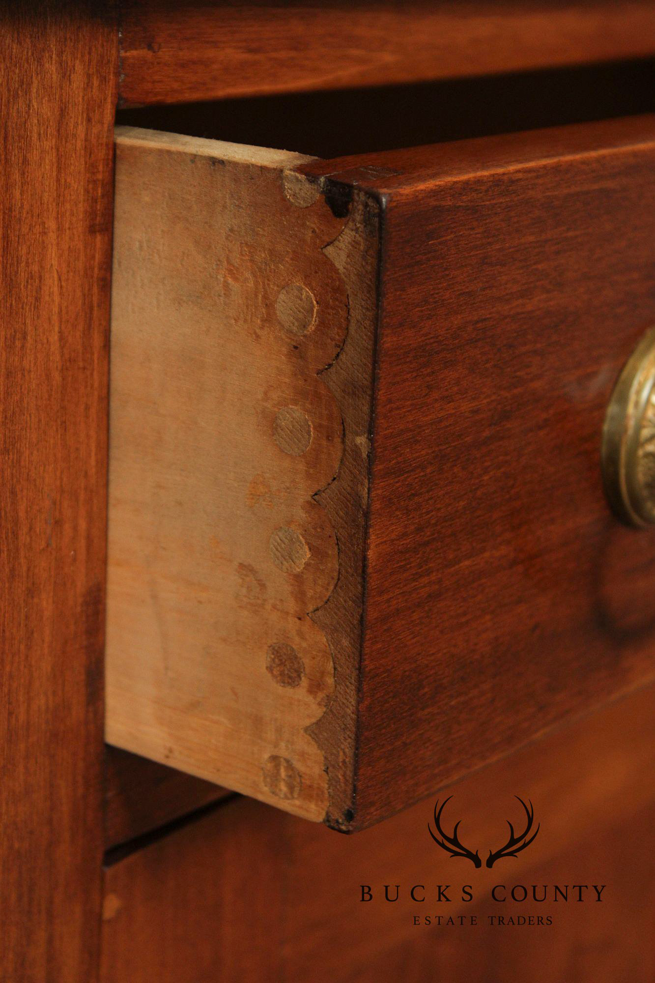 Antique American Cottage Washstand With Drawer And Cabinet Storage
