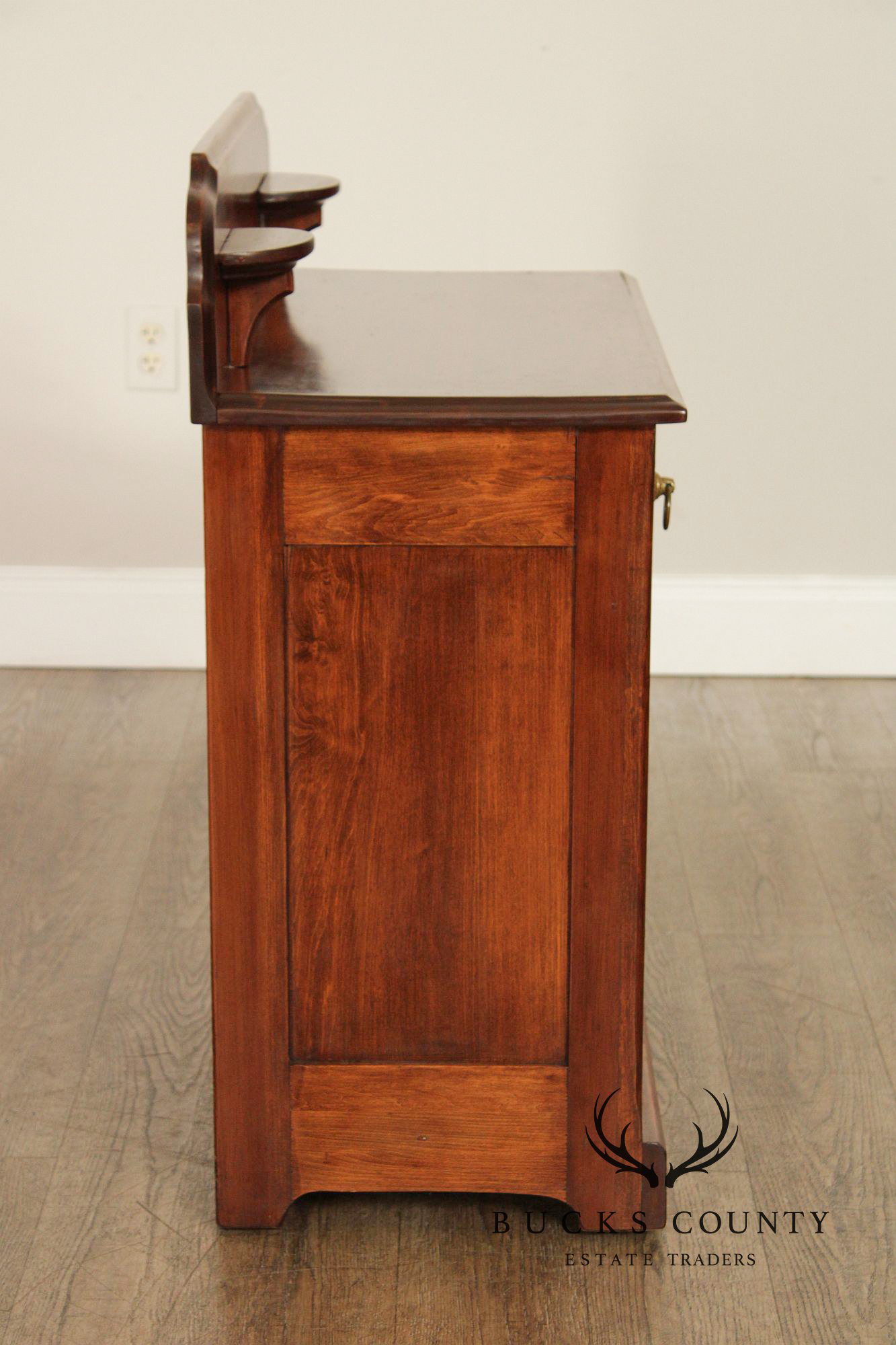Antique American Cottage Washstand With Drawer And Cabinet Storage
