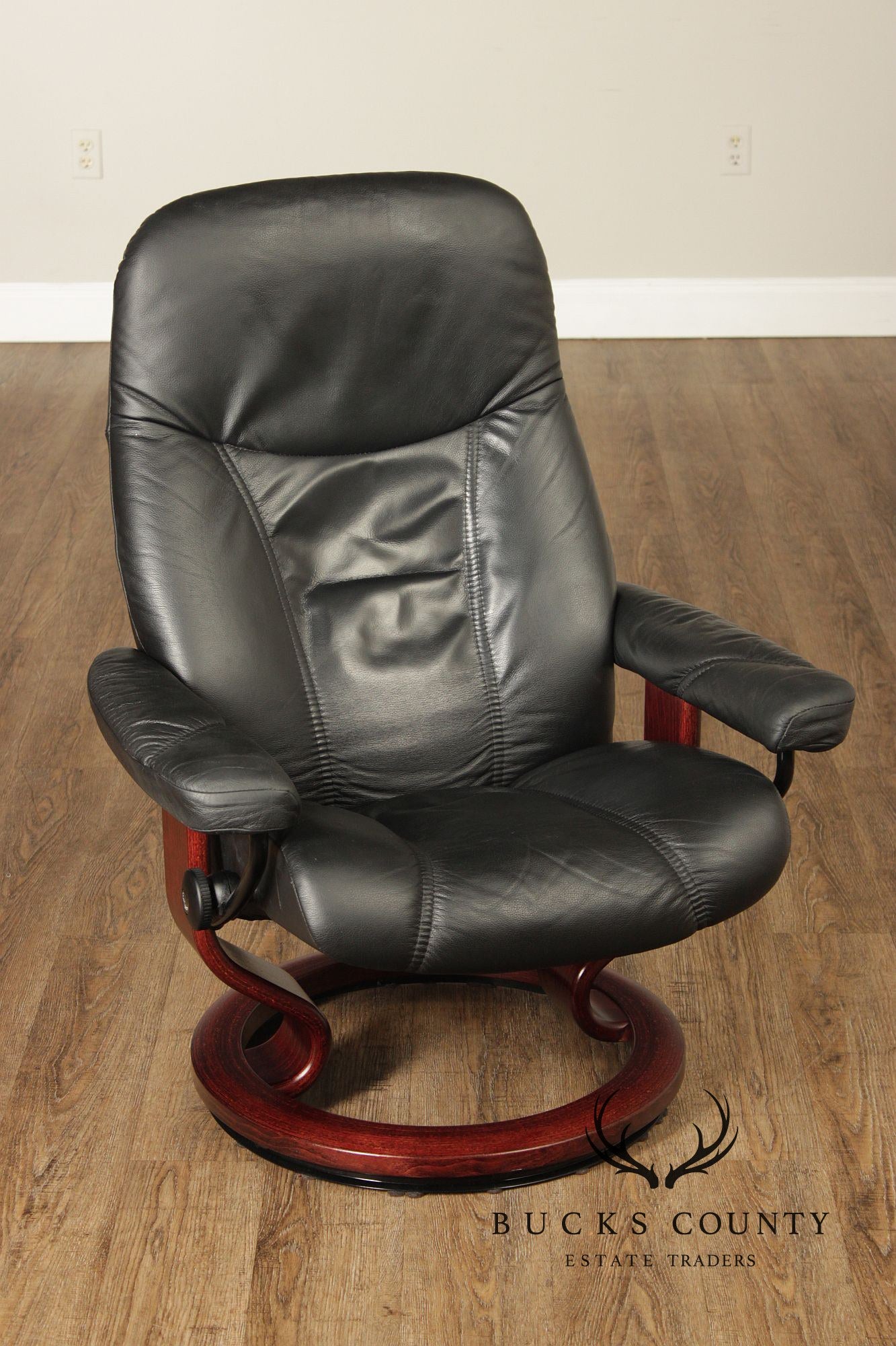 Ekornes Stressless Black Leather Recliner Lounge Chair With Ottoman