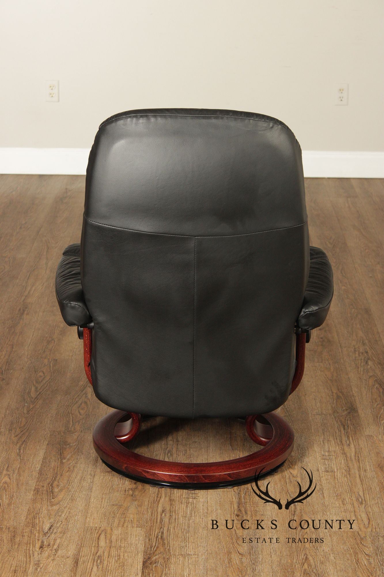 Ekornes Stressless Black Leather Recliner Lounge Chair With Ottoman