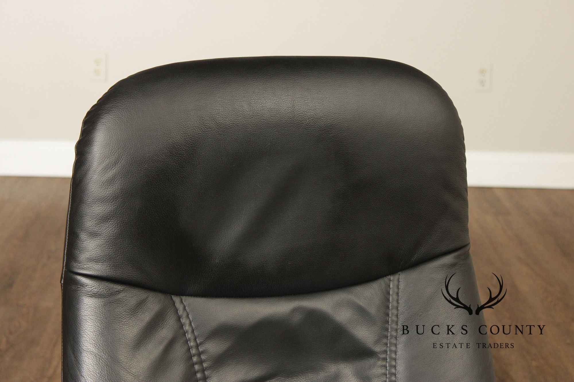 Ekornes Stressless Black Leather Recliner With Ottoman