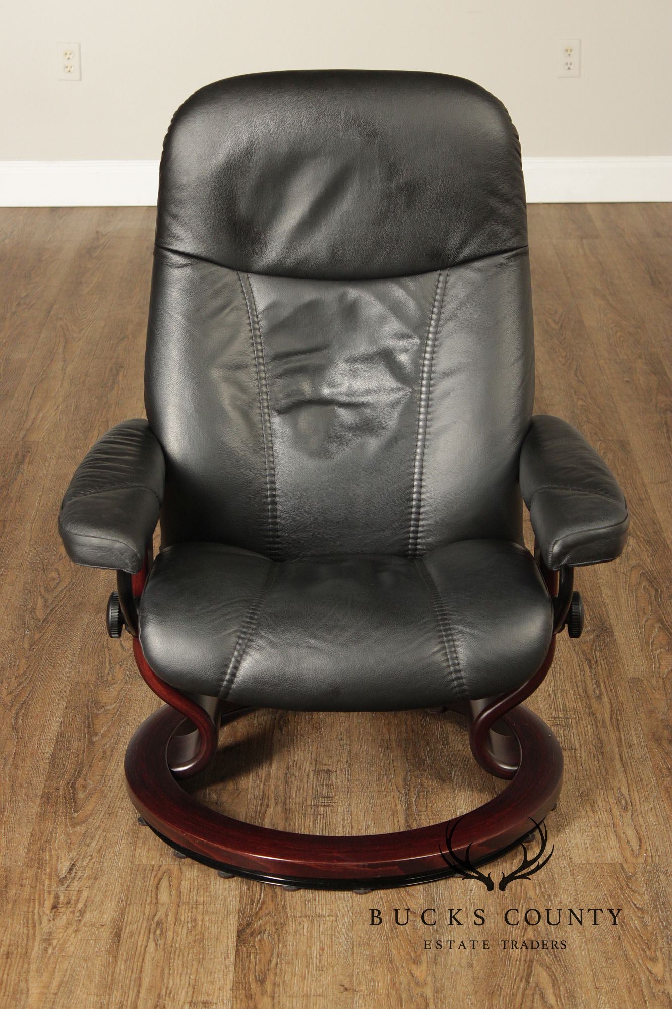 Ekornes Stressless Black Leather Recliner With Ottoman