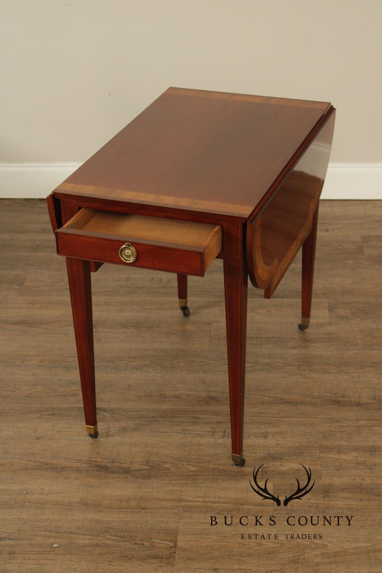 Baker Hepplewhite Style Mahogany Pembroke Drop-Leaf Table