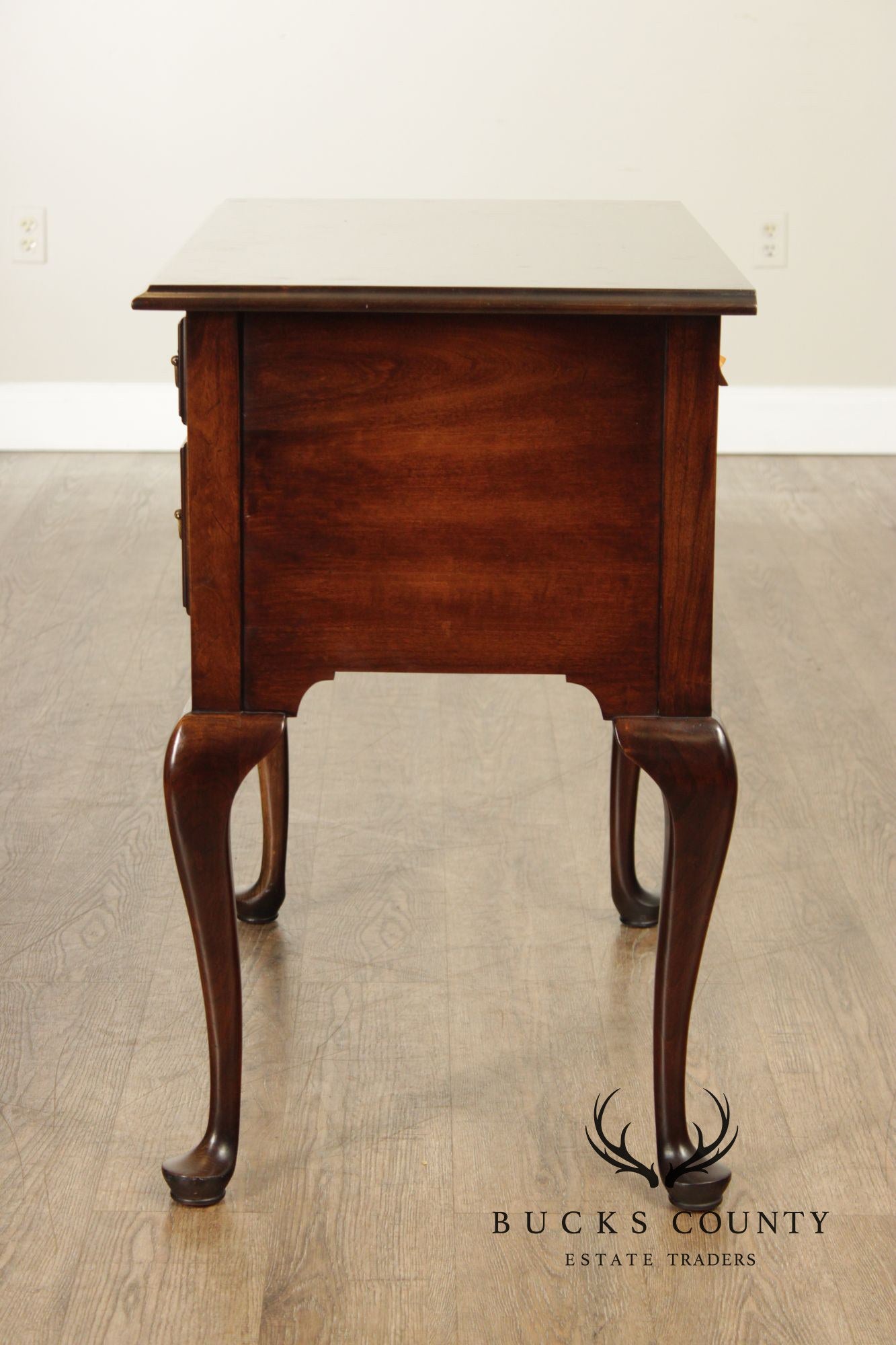 Statton Private Collection Queen Anne Style Cherry Lowboy