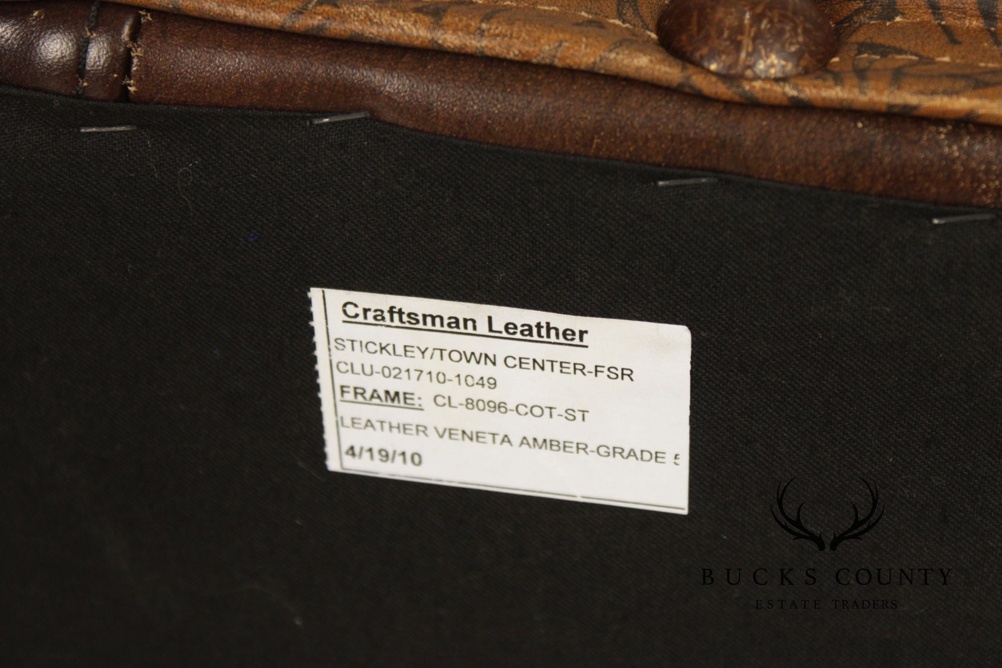 Stickley Craftsman Leather 'The Monterey' Storage Bench