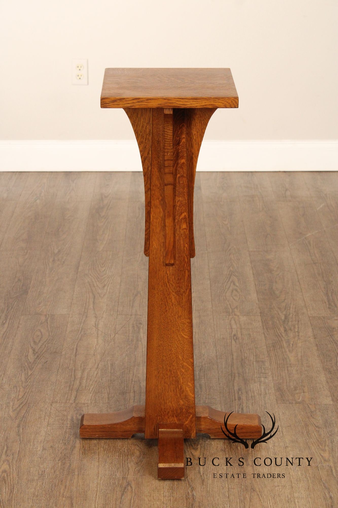 Stickley Mission Collection Oak Pedestal