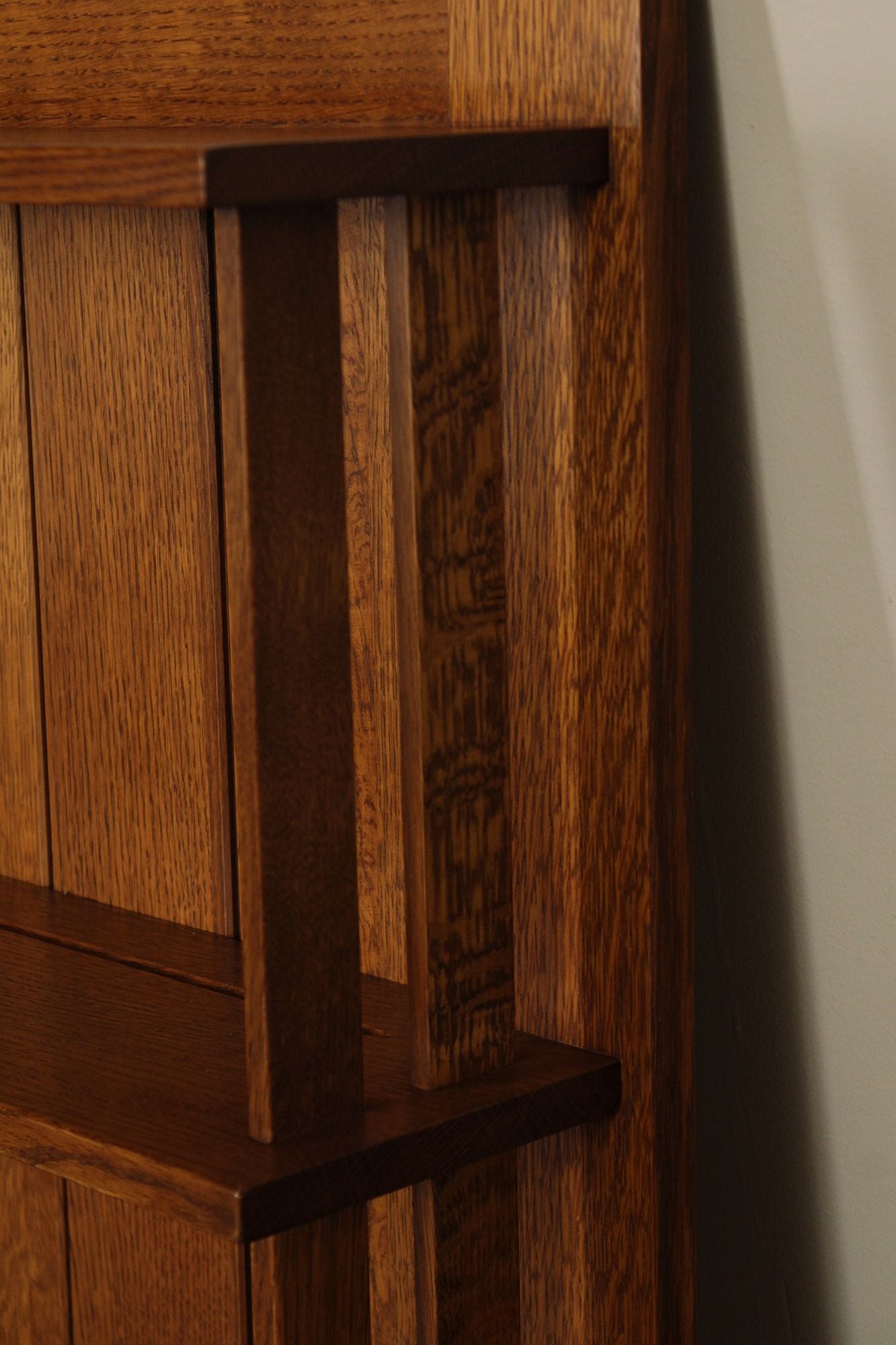 Stickley Mission Collection Oak Plate Rack
