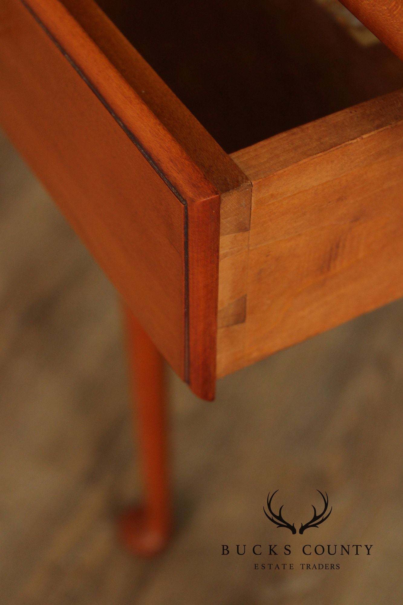 Eldred Wheeler Queen Anne Style Maple Side Table