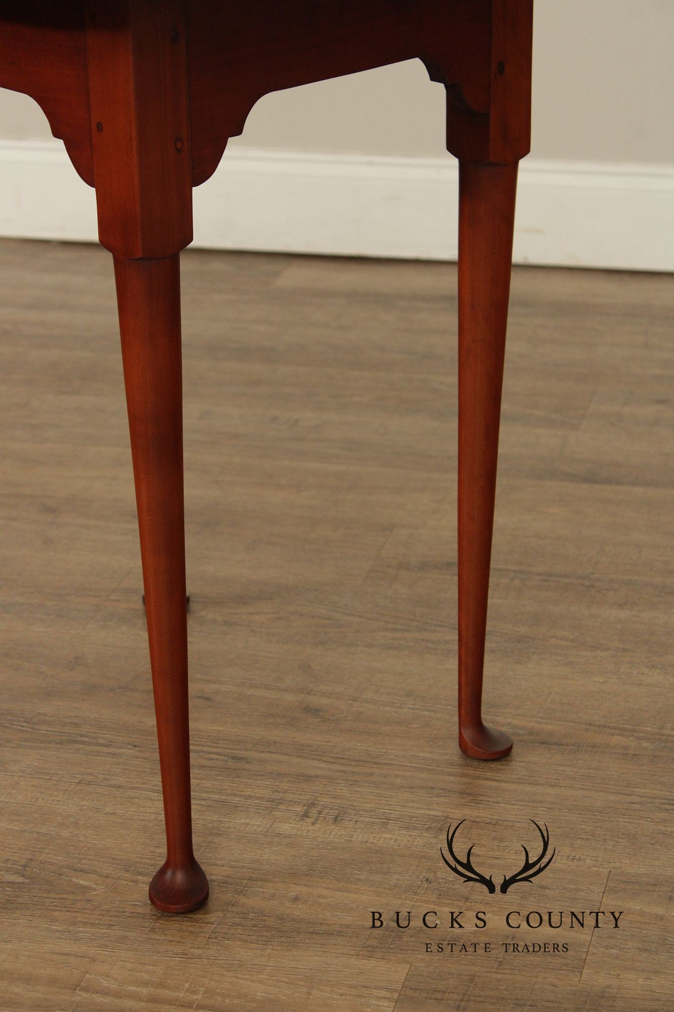 Eldred Wheeler Queen Anne Style Oval Cherry Side Table