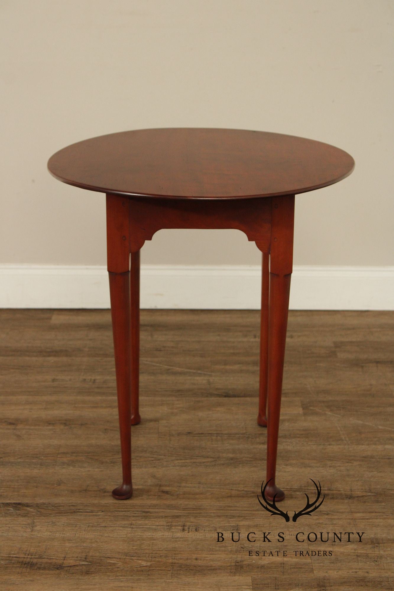 Eldred Wheeler Queen Anne Style Oval Cherry Side Table