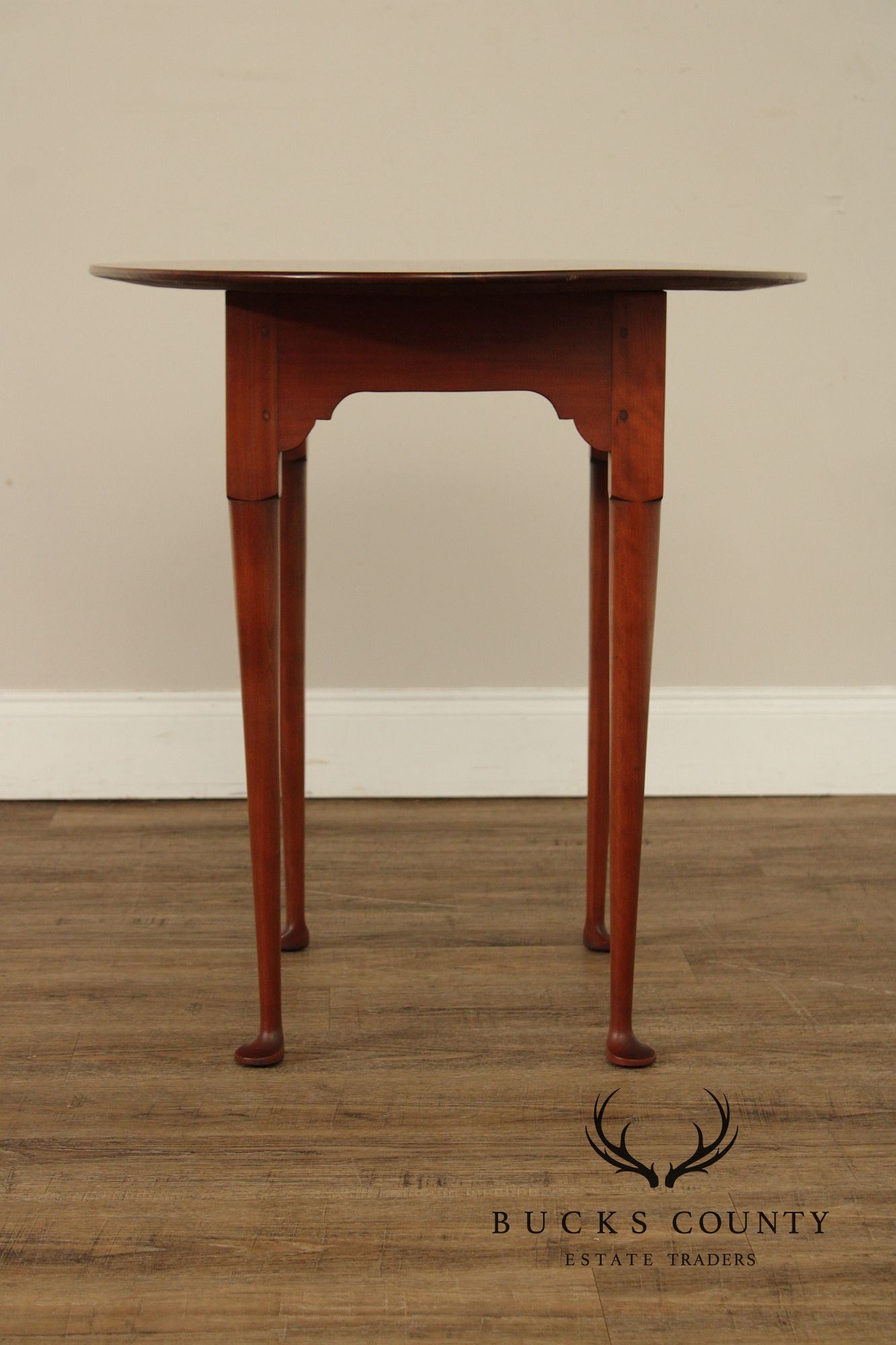 Eldred Wheeler Queen Anne Style Oval Cherry Side Table