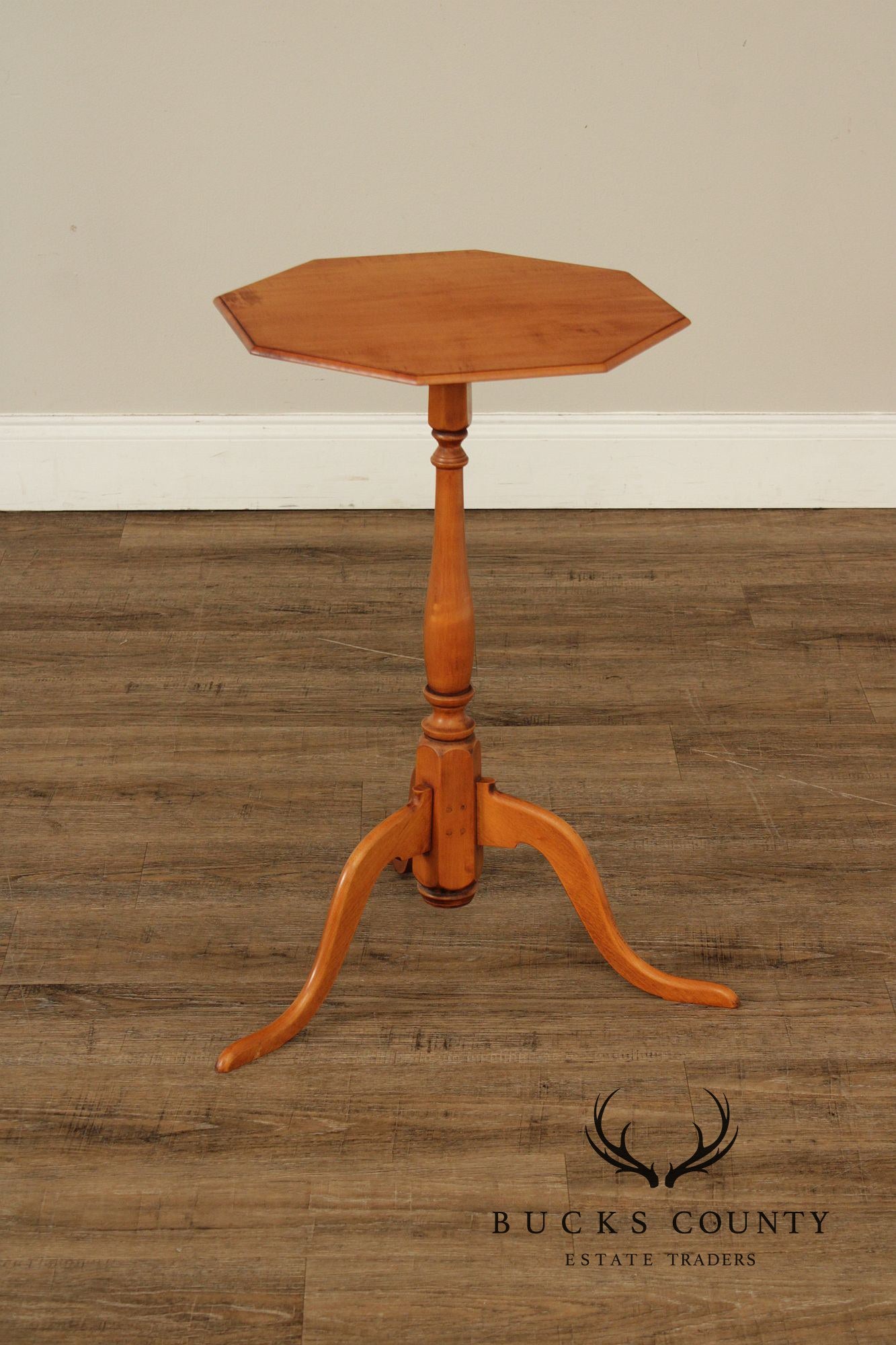 Eldred Wheeler Queen Anne Style Maple Pedestal Candle Stand